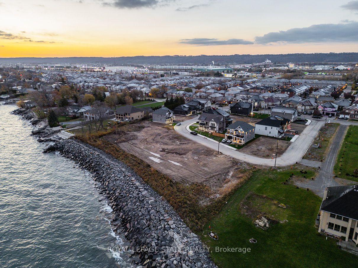 Photo 26 of Unit 15, 100 Watershore Drive, Hamilton, Lakeshore — HOMEH