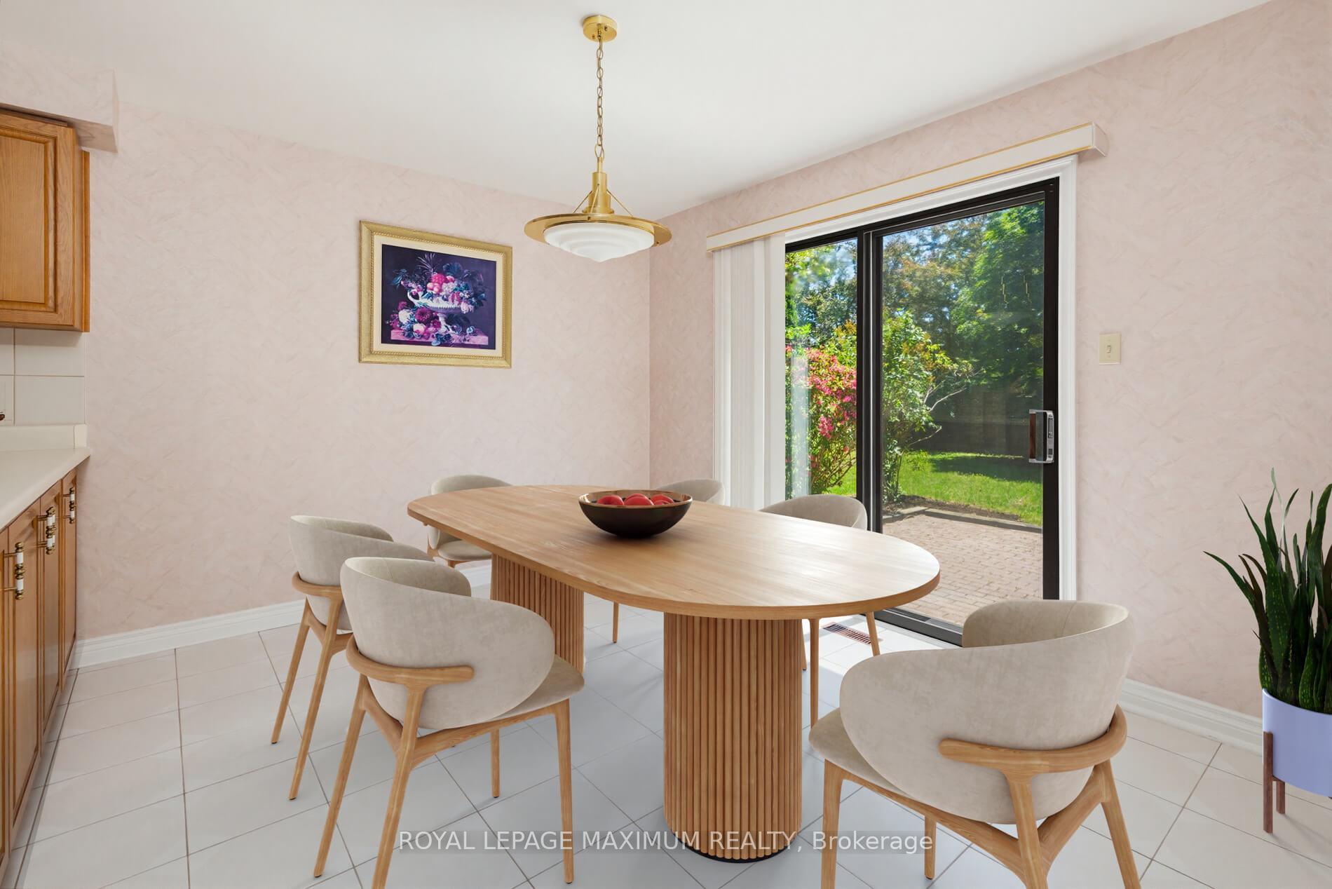 Photo 14 of 91 Wilshire Boulevard, Vaughan, East Woodbridge — HOMEH