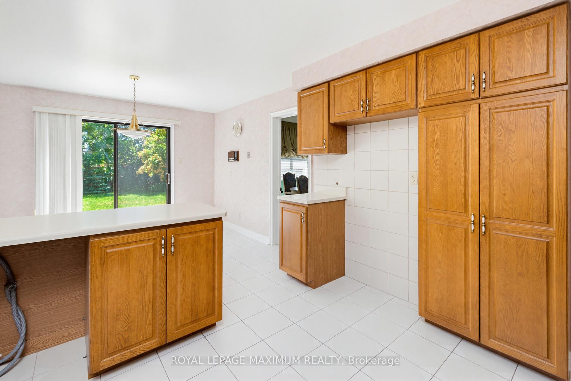 Photo 19 of 91 Wilshire Boulevard, Vaughan, East Woodbridge — HOMEH