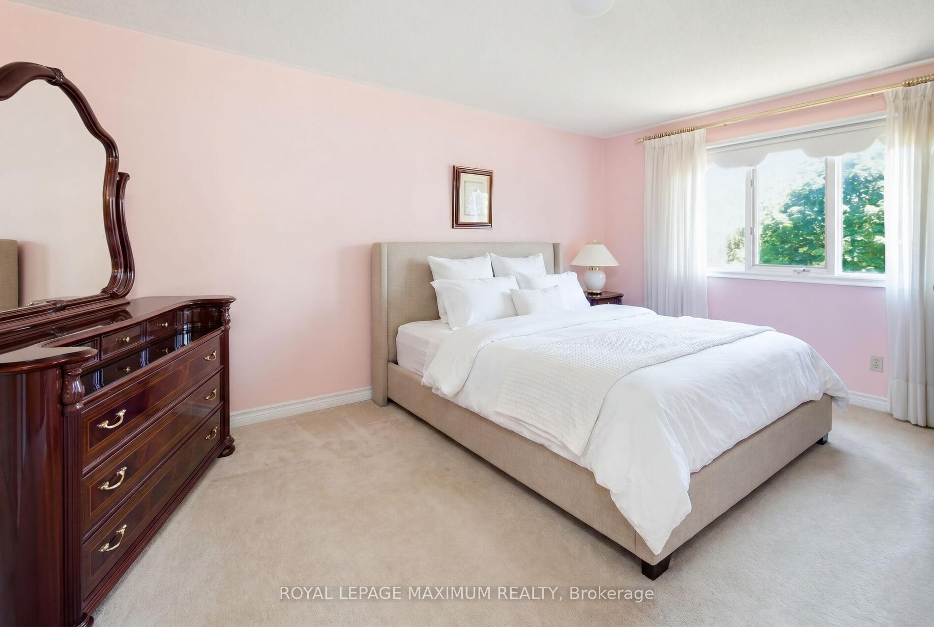 Photo 34 of 91 Wilshire Boulevard, Vaughan, East Woodbridge — HOMEH
