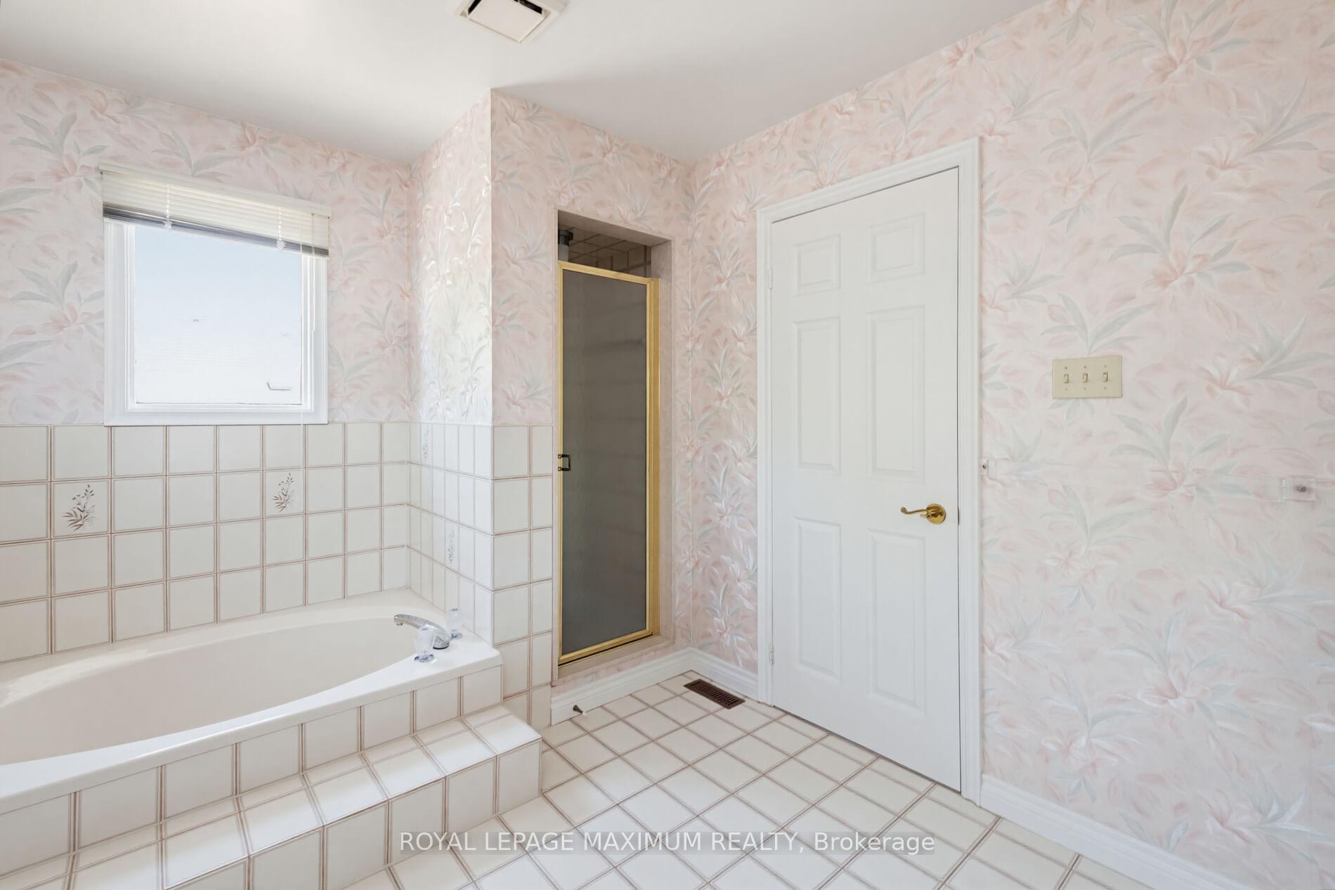 Photo 28 of 91 Wilshire Boulevard, Vaughan, East Woodbridge — HOMEH