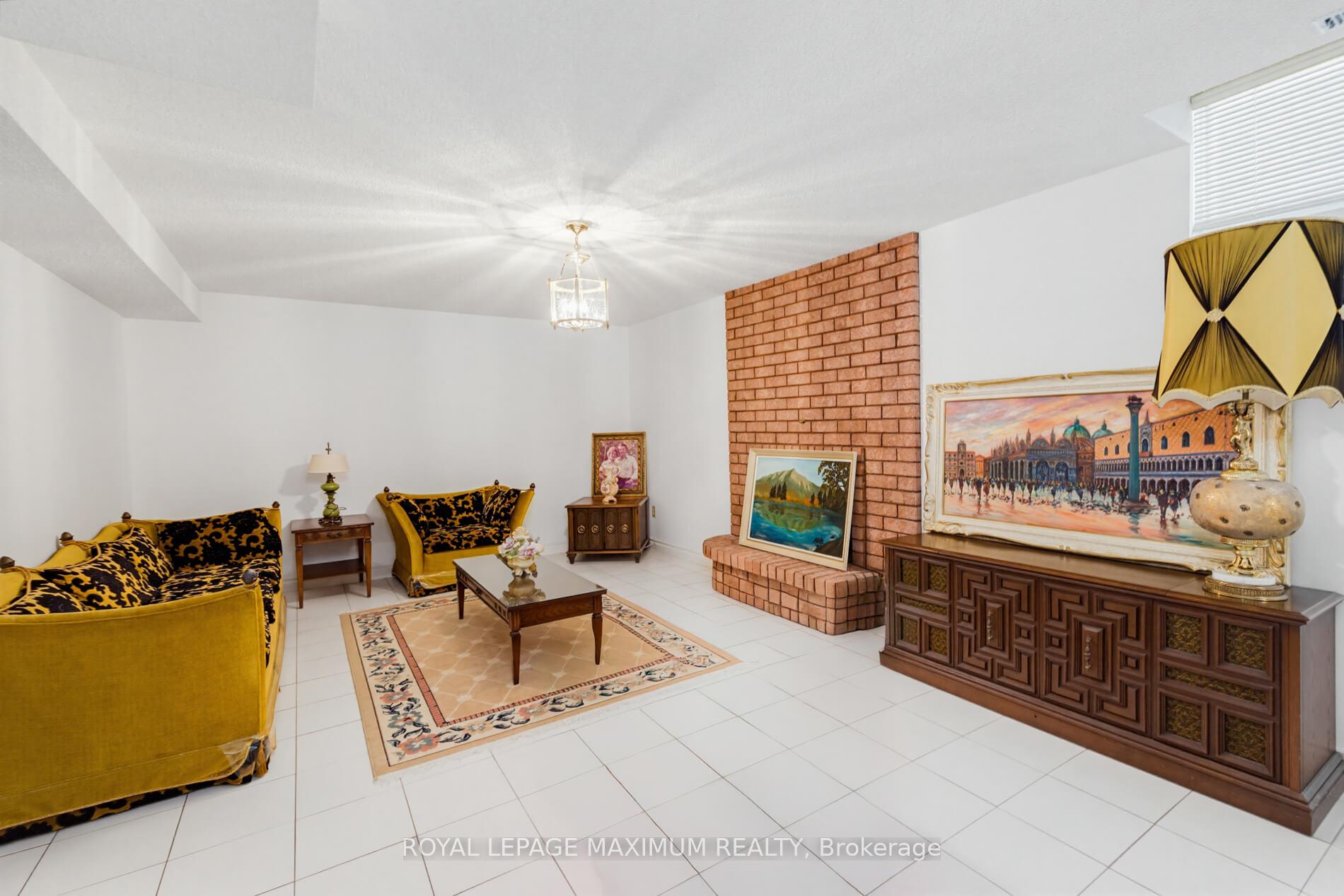 Photo 50 of 91 Wilshire Boulevard, Vaughan, East Woodbridge — HOMEH