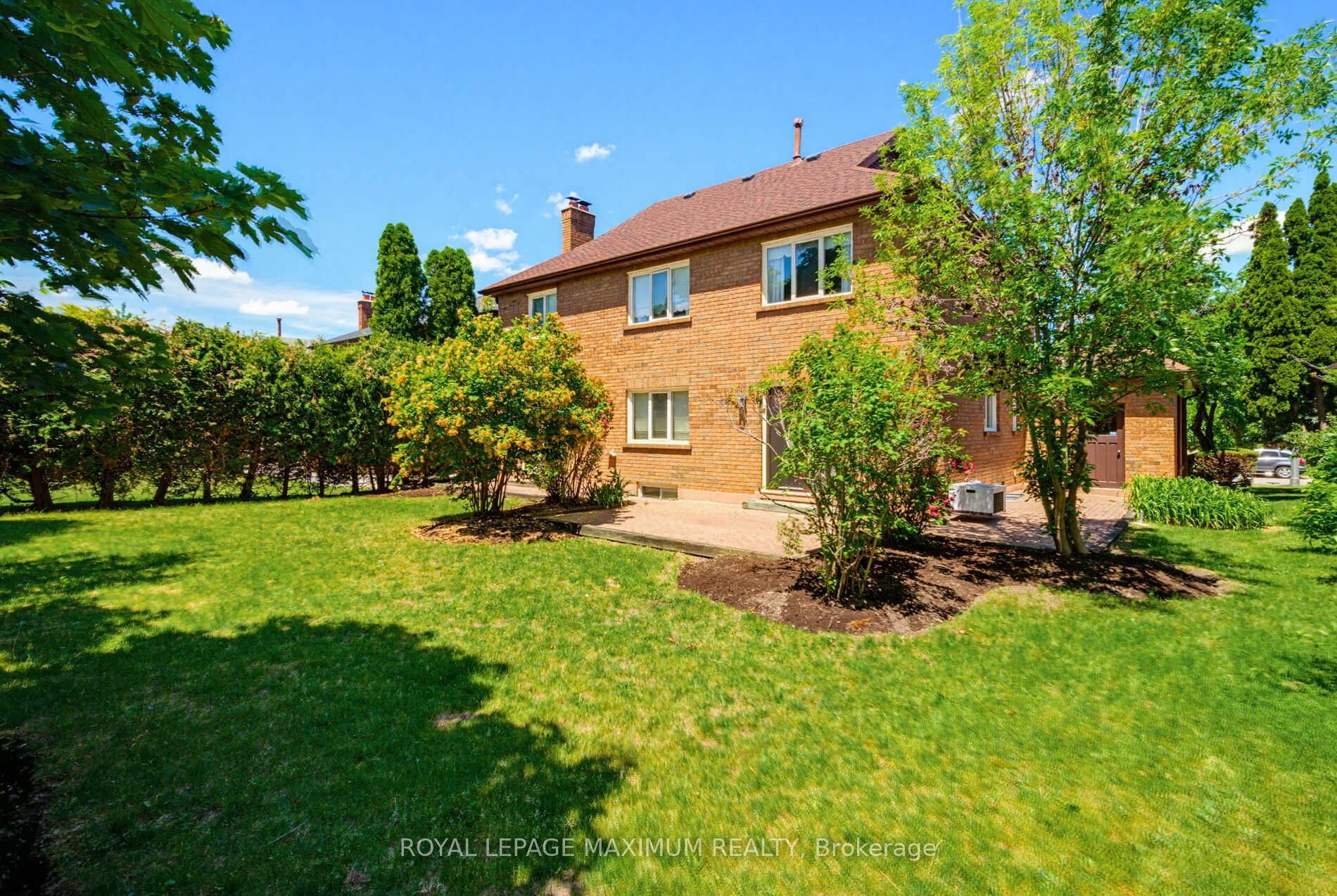 Photo 55 of 91 Wilshire Boulevard, Vaughan, East Woodbridge — HOMEH