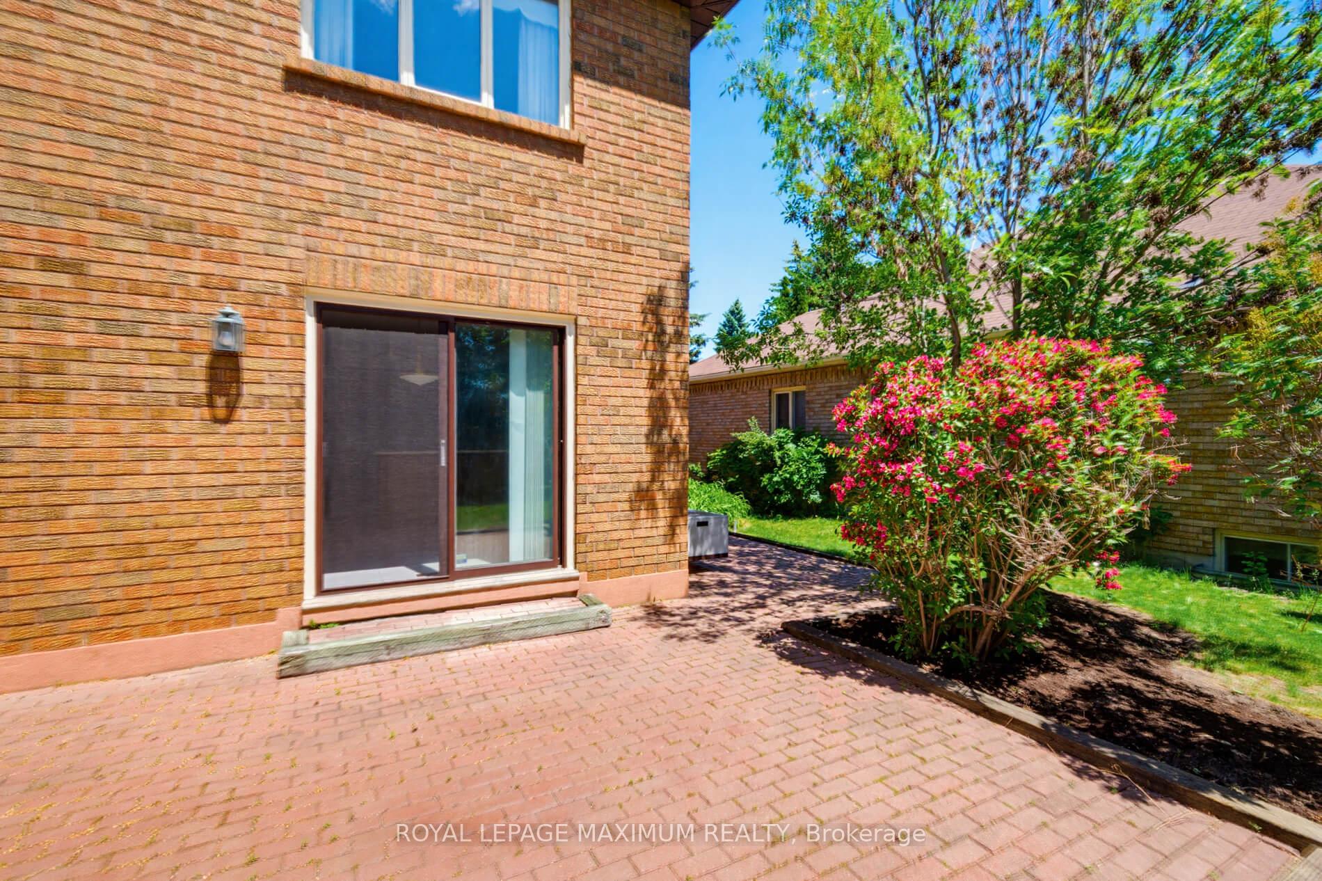 Photo 59 of 91 Wilshire Boulevard, Vaughan, East Woodbridge — HOMEH