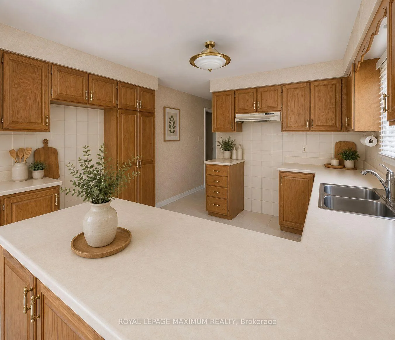 Photo 18 of 91 Wilshire Boulevard, Vaughan, East Woodbridge — HOMEH