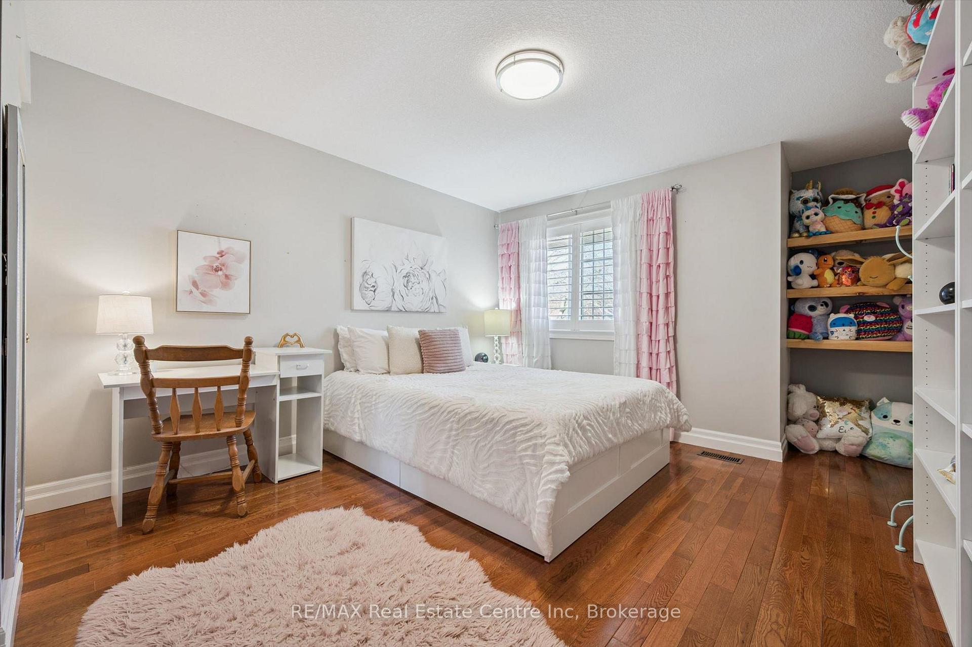 Photo 13 of Unit 3, 106 Woodlawn Road E, Guelph, Victoria North — HOMEH