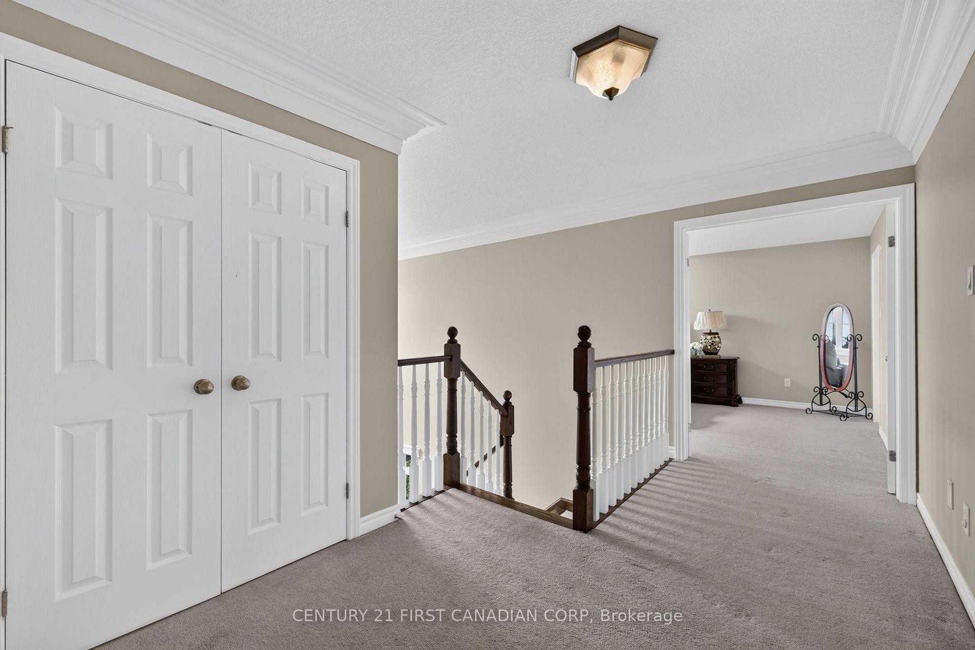 Photo 29 of 834 Talisman Crescent, London, South L — HOMEH