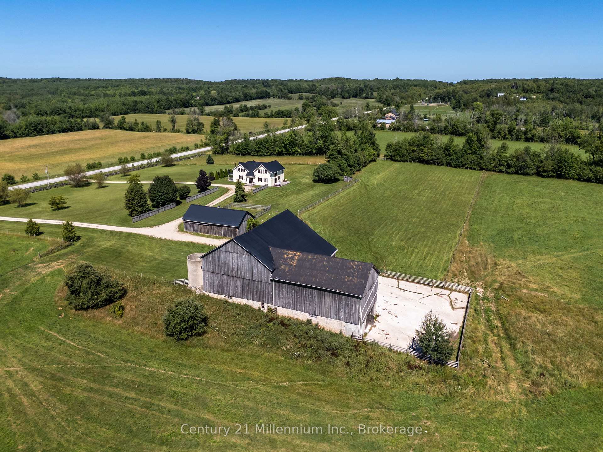 Photo 8 of 702174 Sideroad 5, Chatsworth — HOMEH
