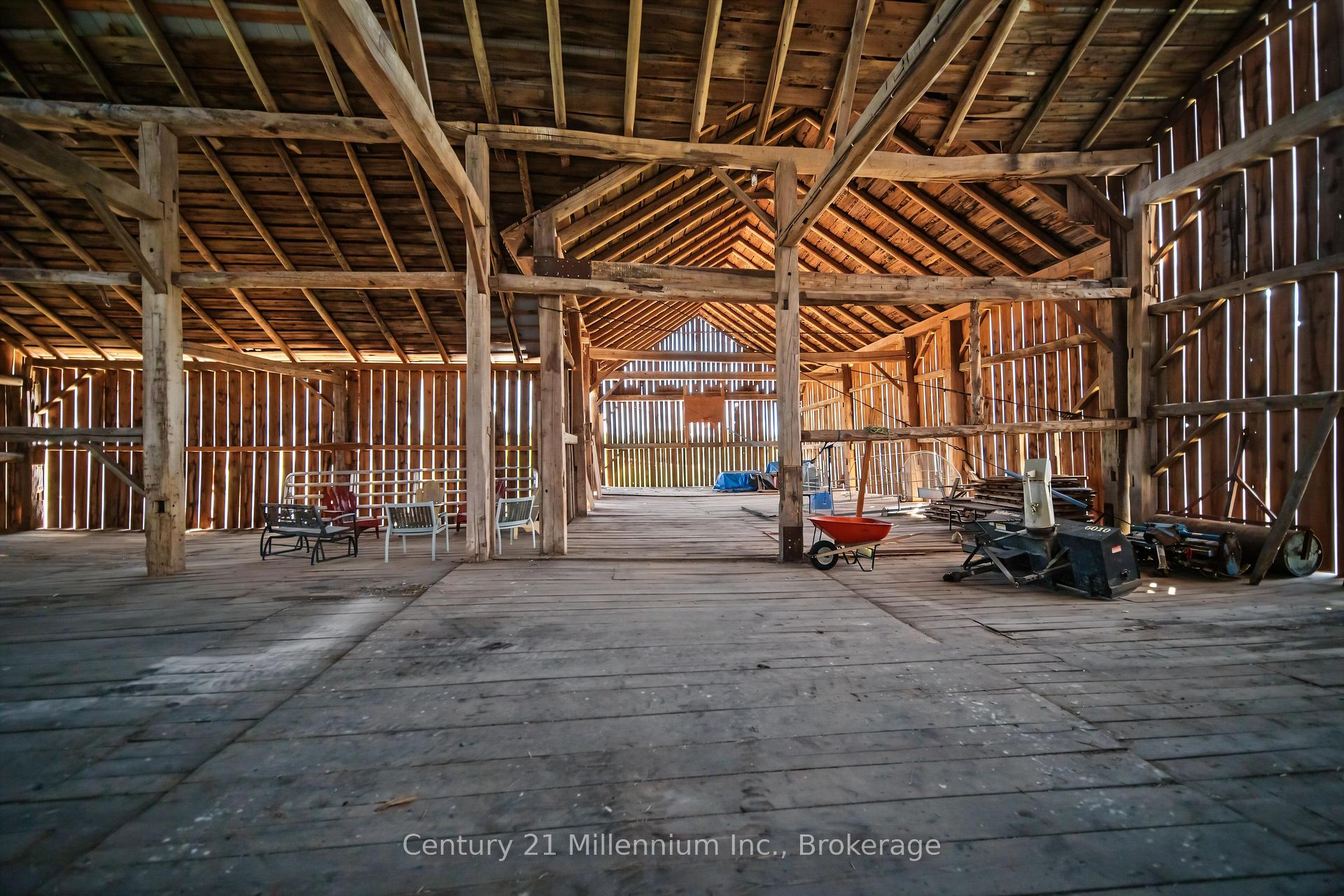 Photo 13 of 702174 Sideroad 5, Chatsworth — HOMEH