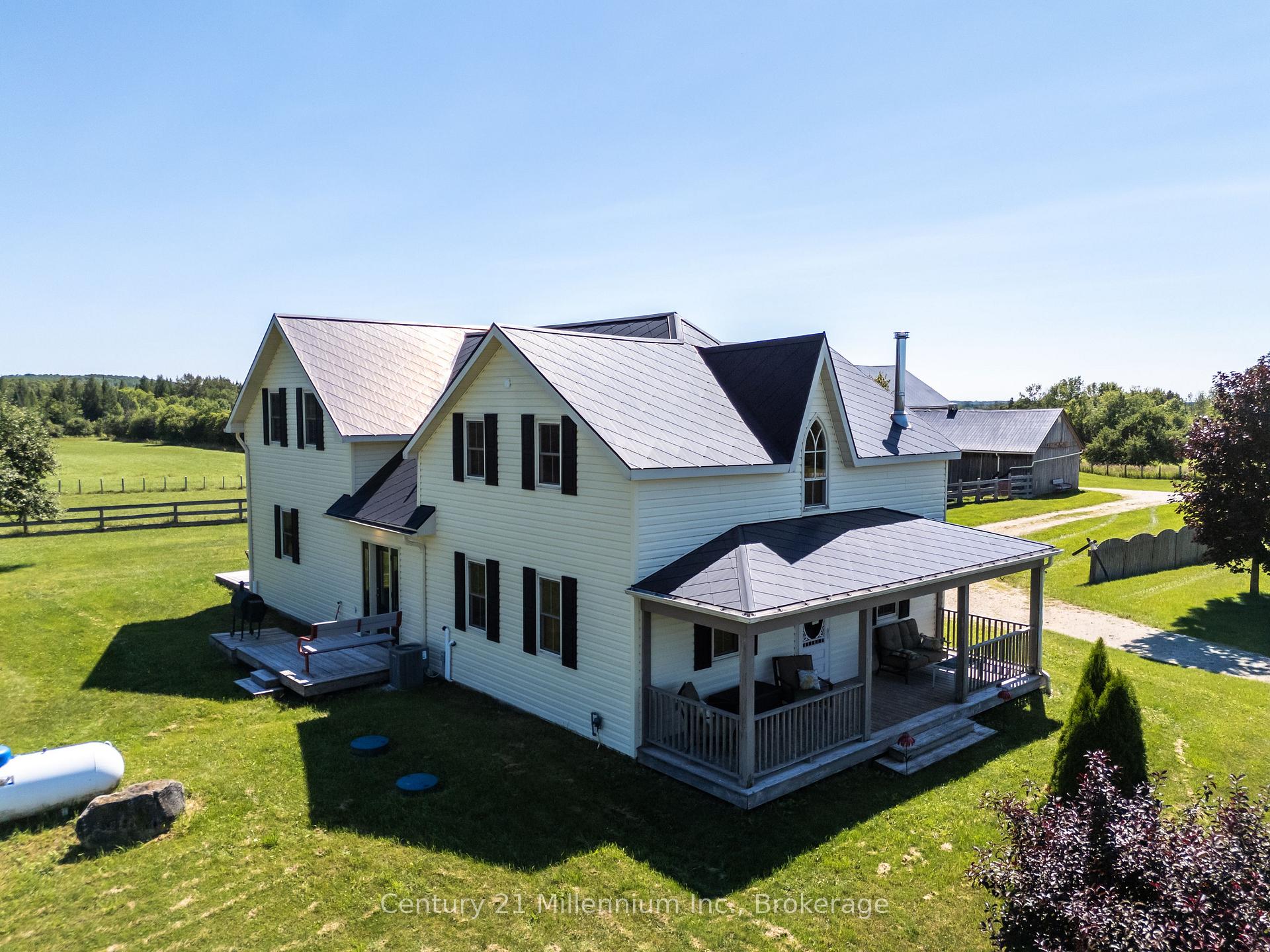 Photo 52 of 702174 Sideroad 5, Chatsworth — HOMEH