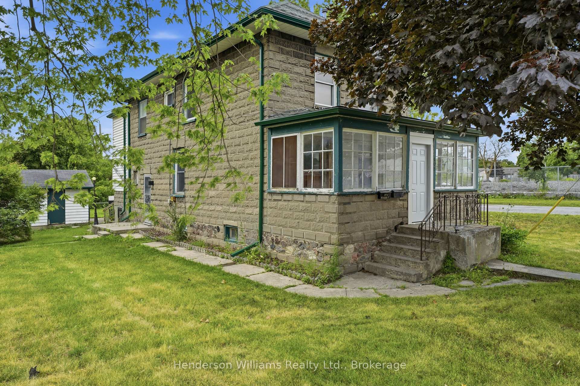 Photo 2 of 105 Pine Street, Belleville, Belleville Ward — HOMEH
