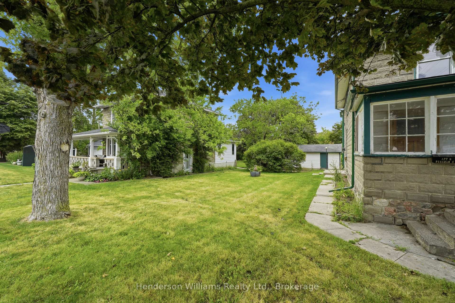Photo 3 of 105 Pine Street, Belleville, Belleville Ward — HOMEH