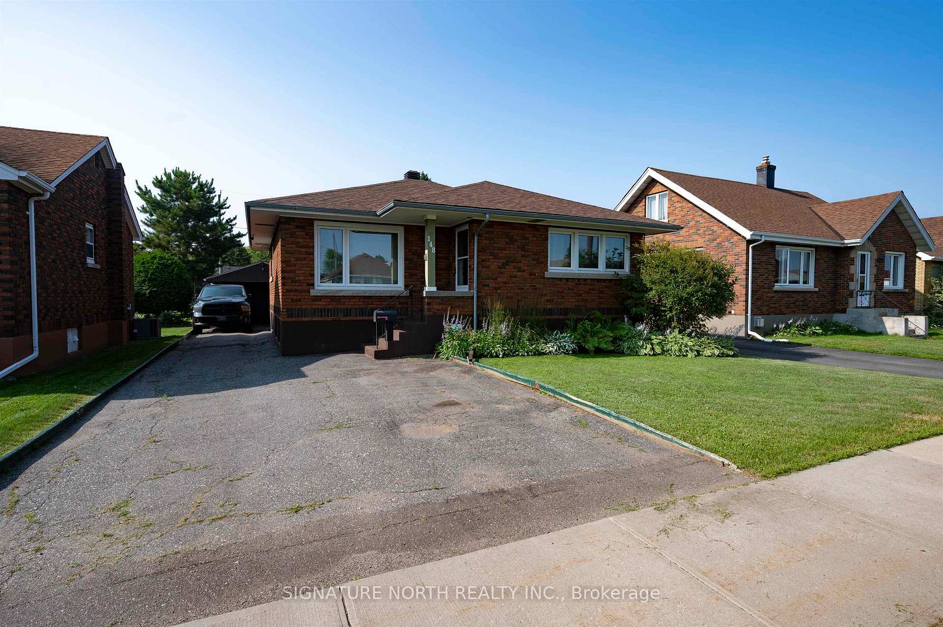 Front of 148 Brock Street East