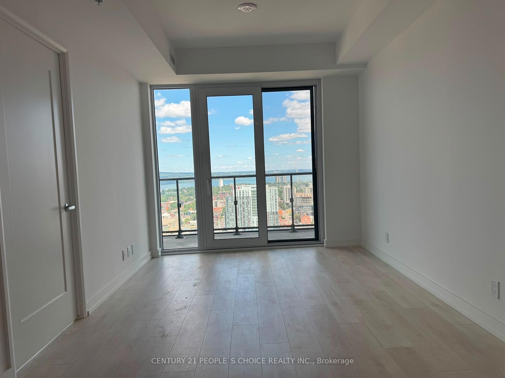 Photo 9 of Unit 2705, 75 James Street S, Hamilton, Corktown — HOMEH