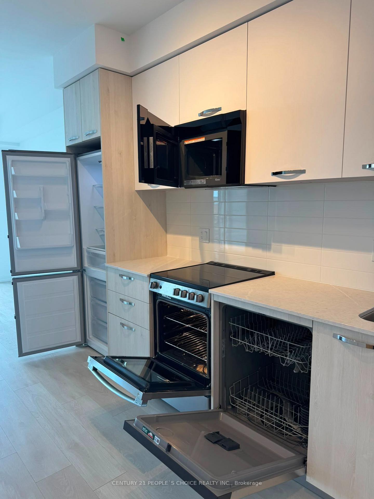 Photo 17 of Unit 2705, 75 James Street S, Hamilton, Corktown — HOMEH
