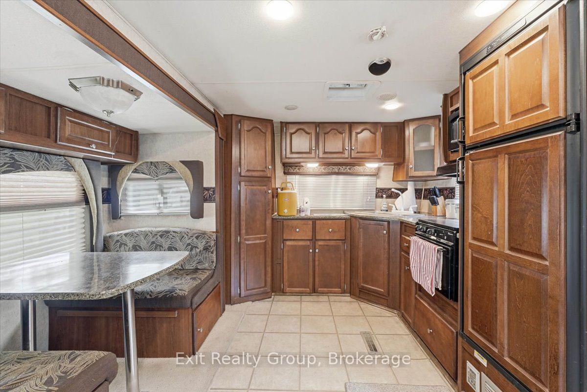 Photo 8 of 71 Cooke Lane, Quinte West, Sidney Ward — HOMEH