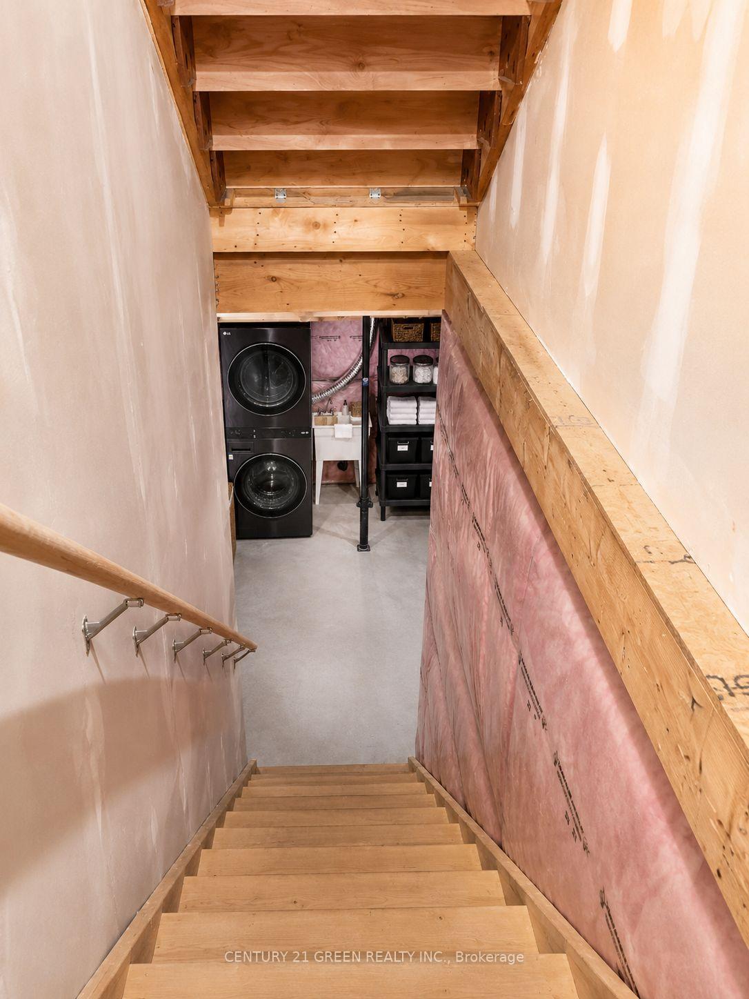 Photo 31 of 251 Clark Avenue, Kitchener, Vanier - Kitchener — HOMEH