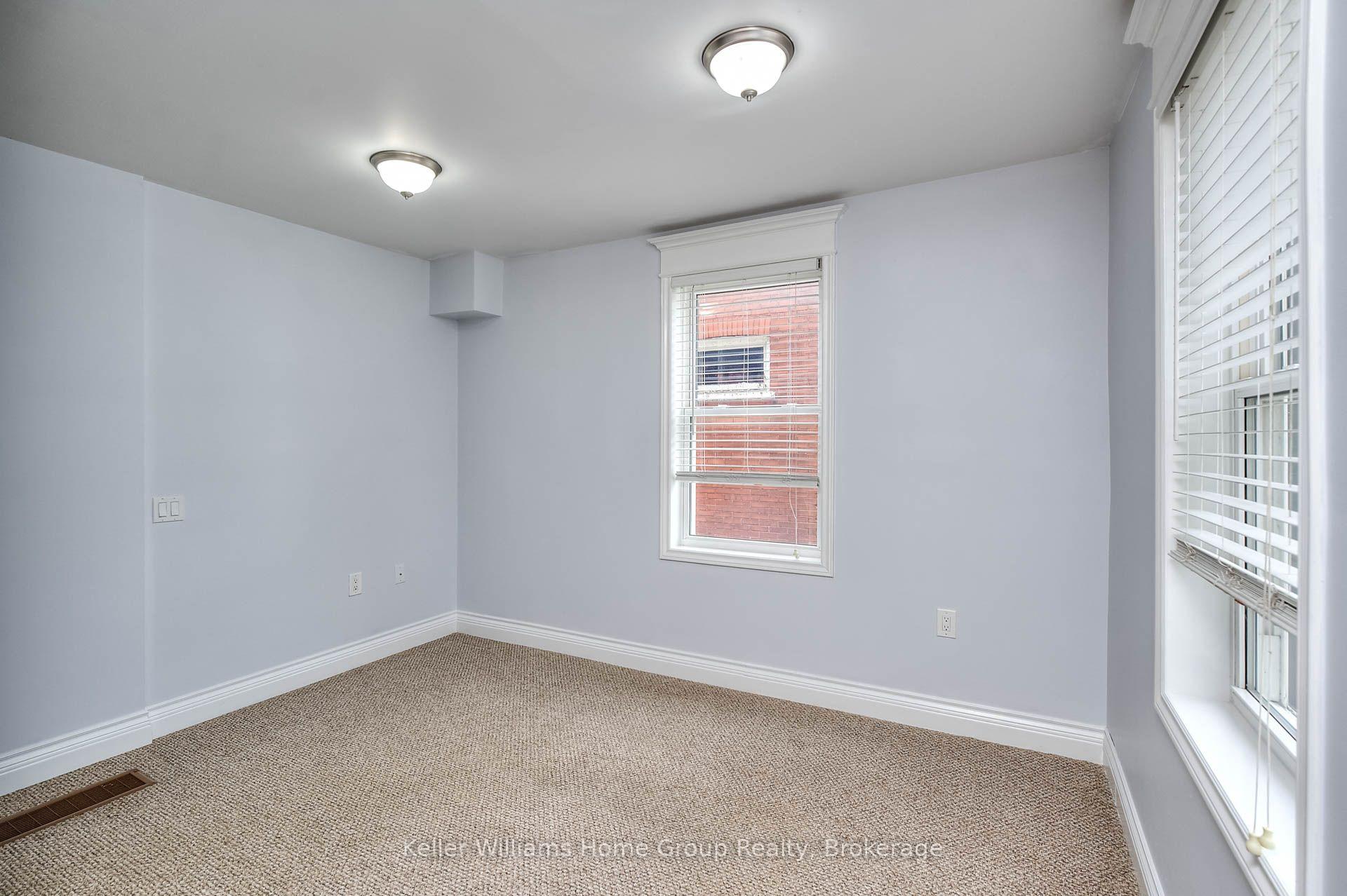 Photo 16 of 1346 King Street E, Cambridge, Preston Centre — HOMEH