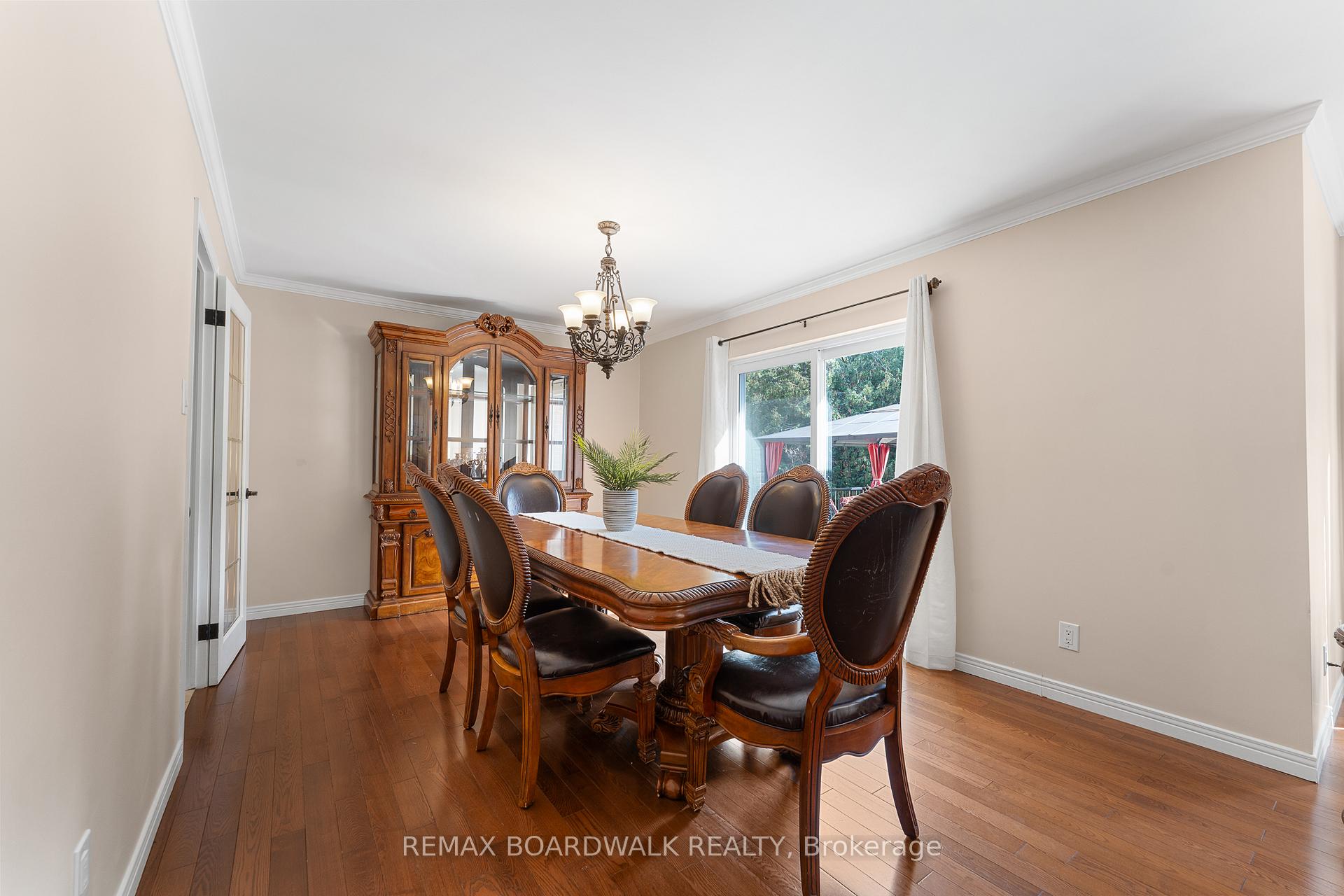 Photo 10 of 14 Panandrick View Drive, Ottawa, Kanata - Rural Kanata (Central) — HOMEH
