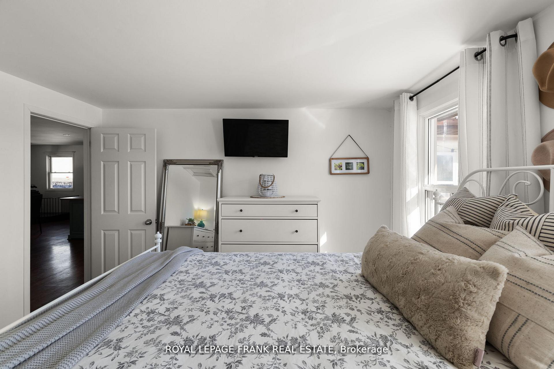 Photo 17 of 2378 Monck Road, Kawartha Lakes, Laxton/Digby/Longford — HOMEH