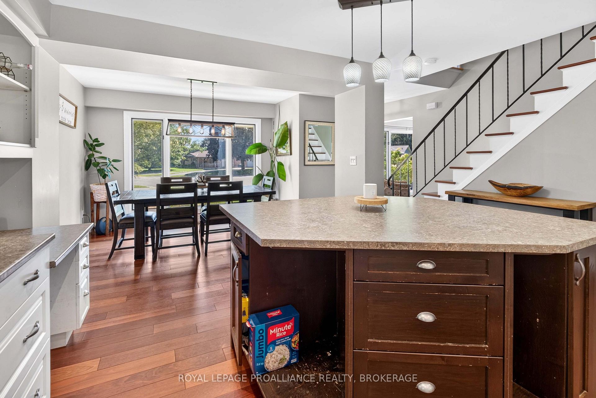 Photo 15 of 294 Rosemount Terrace, Kingston, City SouthWest — HOMEH