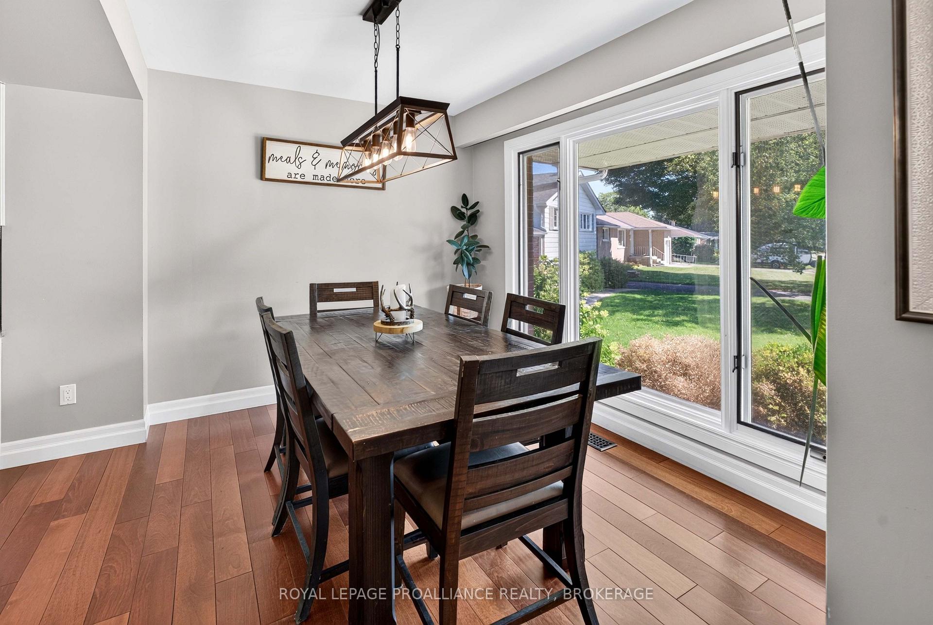 Photo 16 of 294 Rosemount Terrace, Kingston, City SouthWest — HOMEH