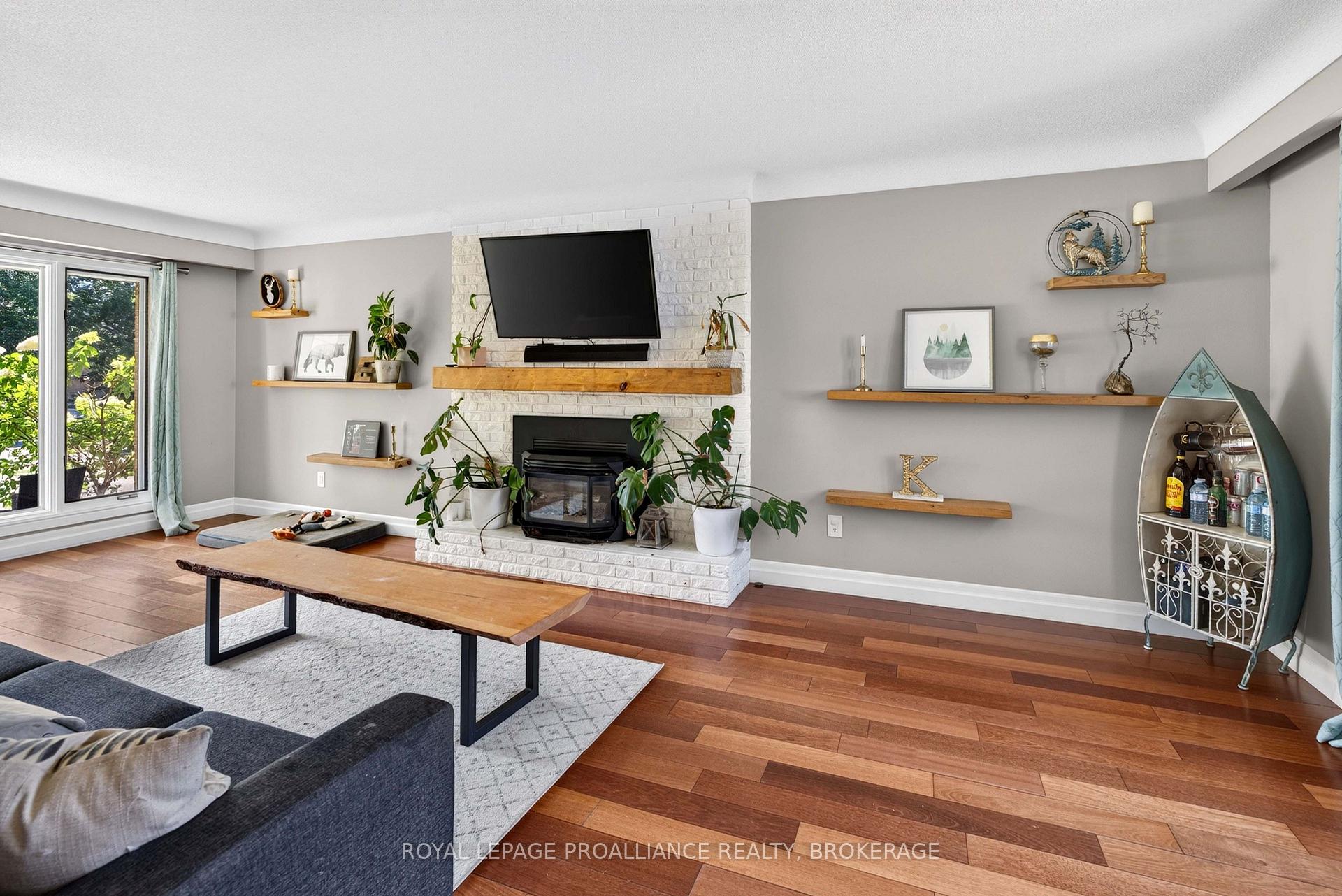 Photo 23 of 294 Rosemount Terrace, Kingston, City SouthWest — HOMEH