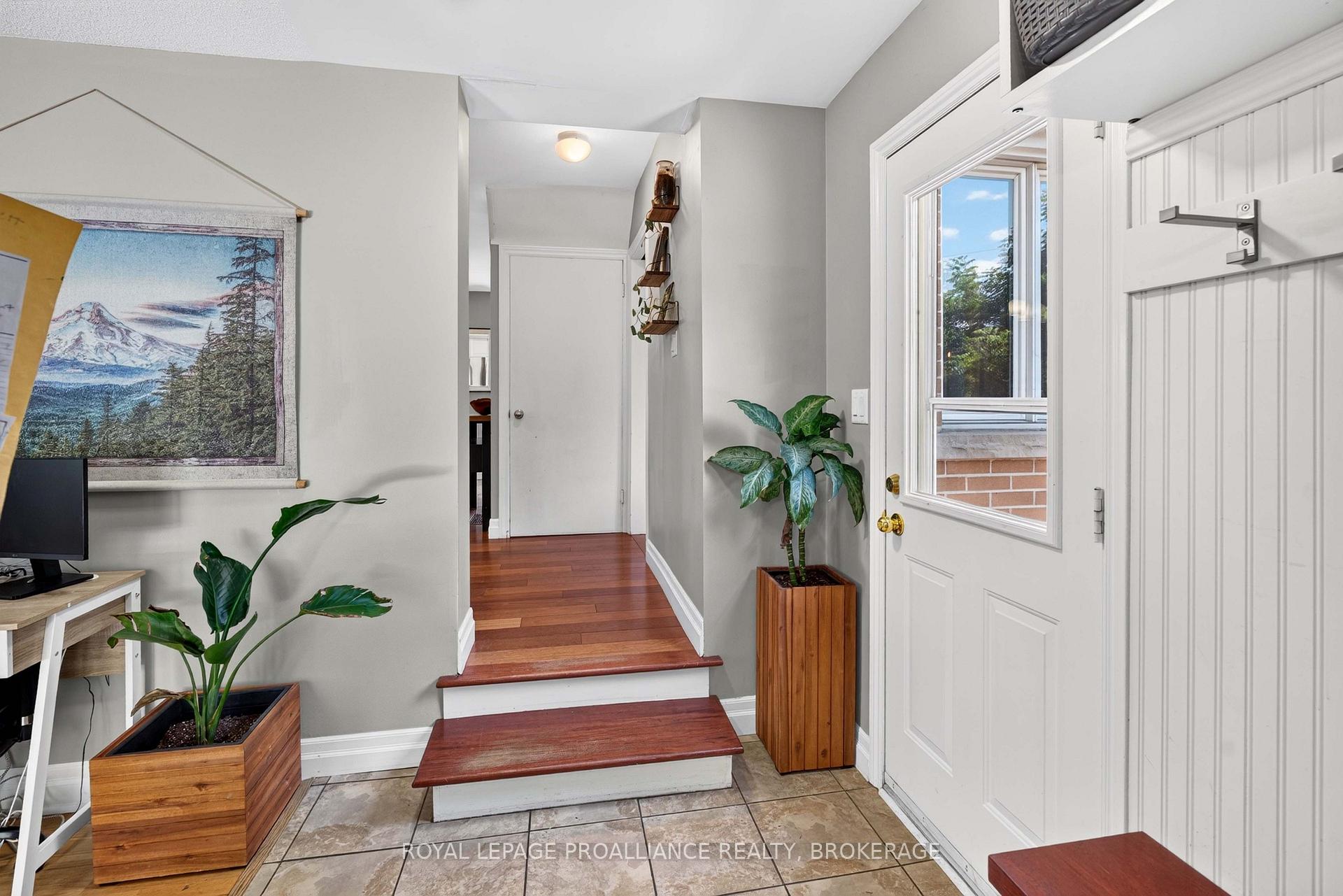 Photo 25 of 294 Rosemount Terrace, Kingston, City SouthWest — HOMEH