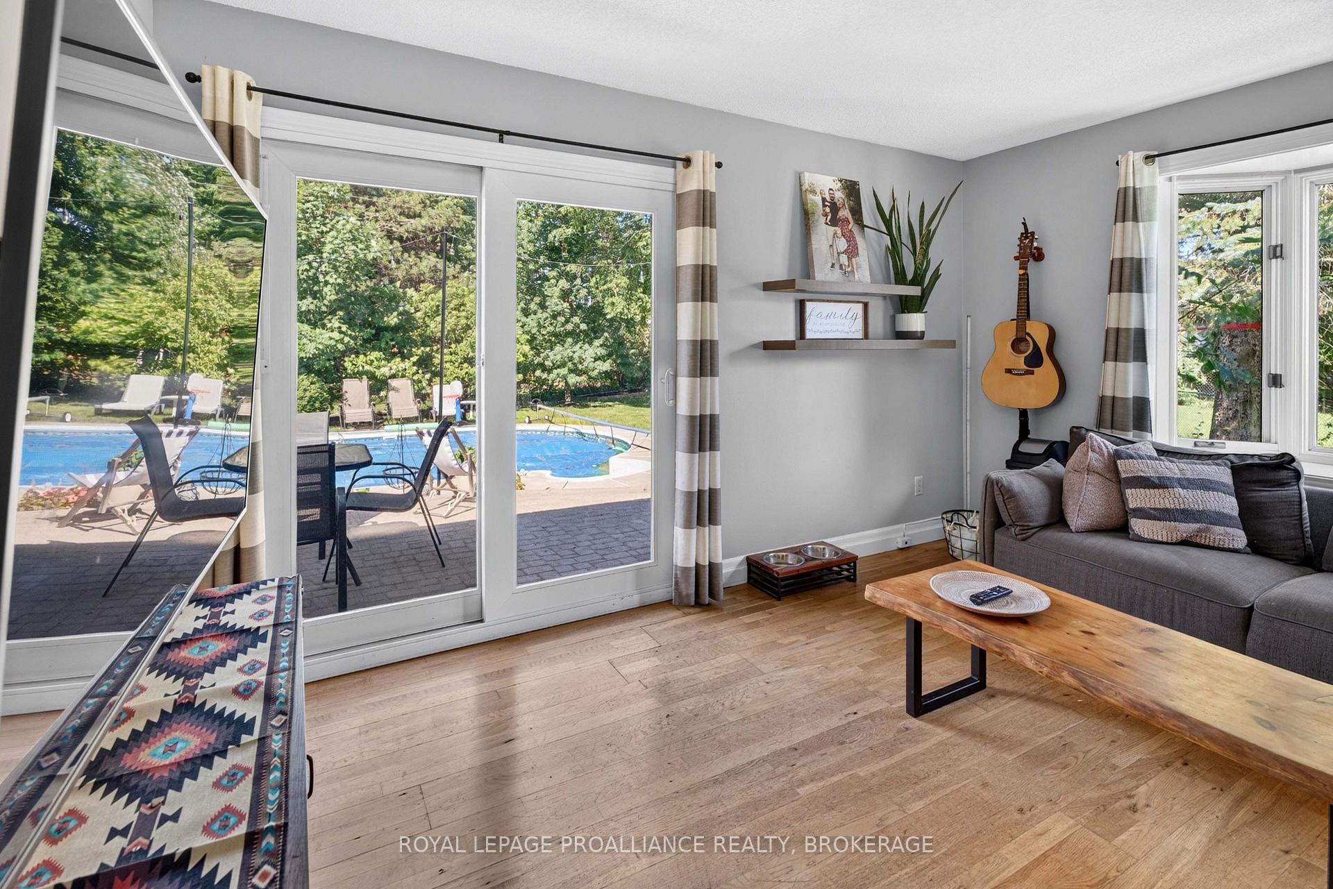 Photo 30 of 294 Rosemount Terrace, Kingston, City SouthWest — HOMEH