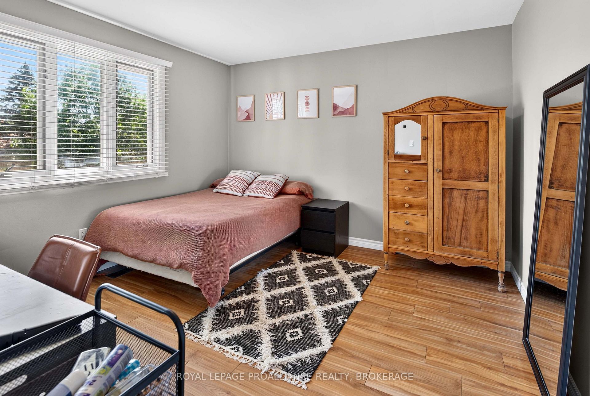 Photo 36 of 294 Rosemount Terrace, Kingston, City SouthWest — HOMEH