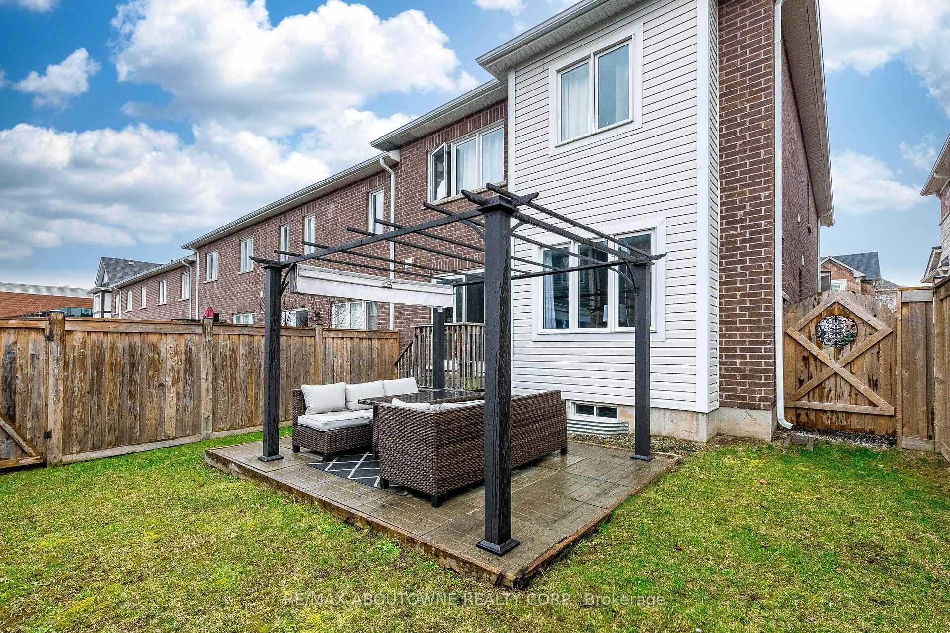 Photo 55 of 1239 Mulroney Heights, Milton, Ford — HOMEH