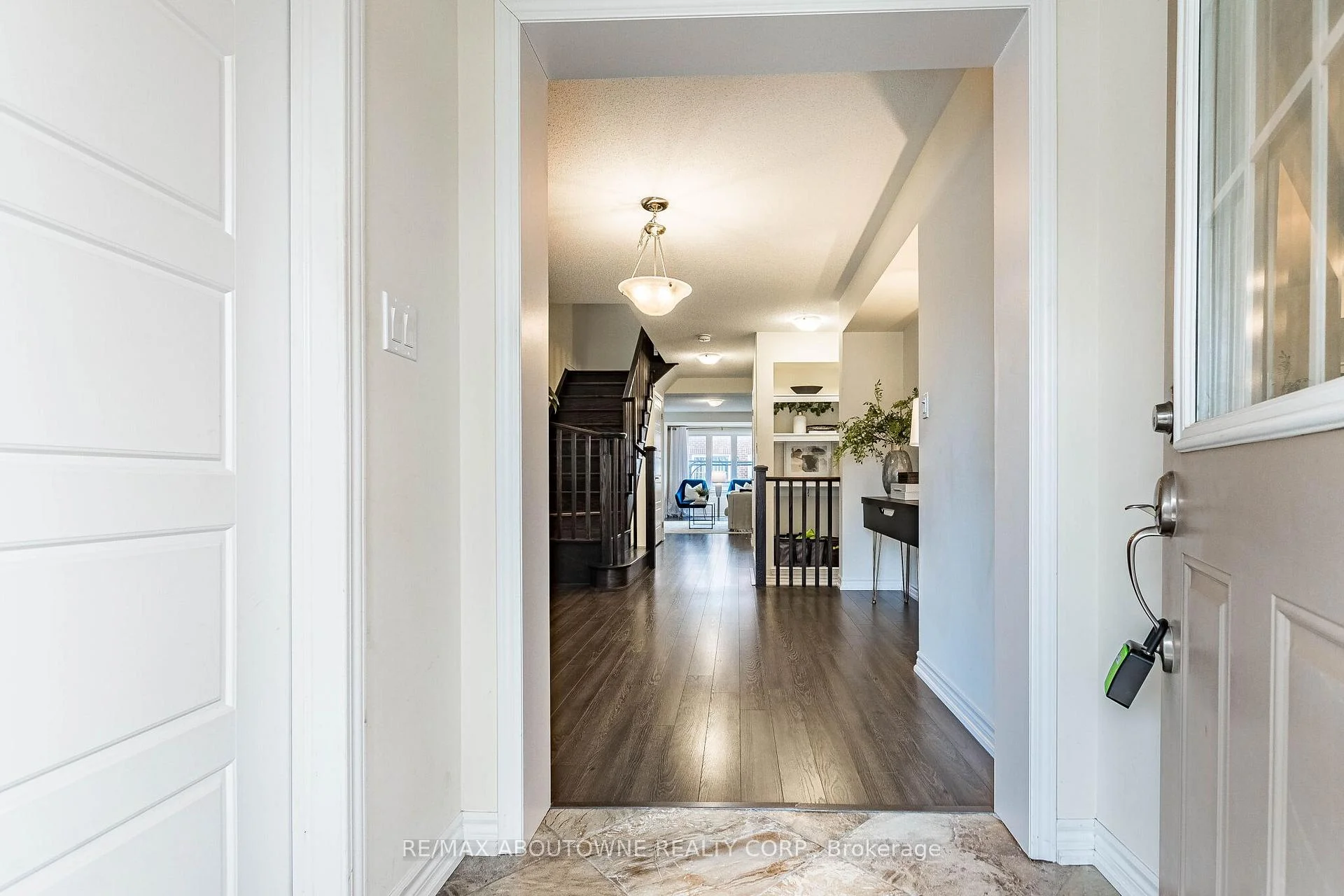 Photo 14 of 1239 Mulroney Heights, Milton, Ford — HOMEH
