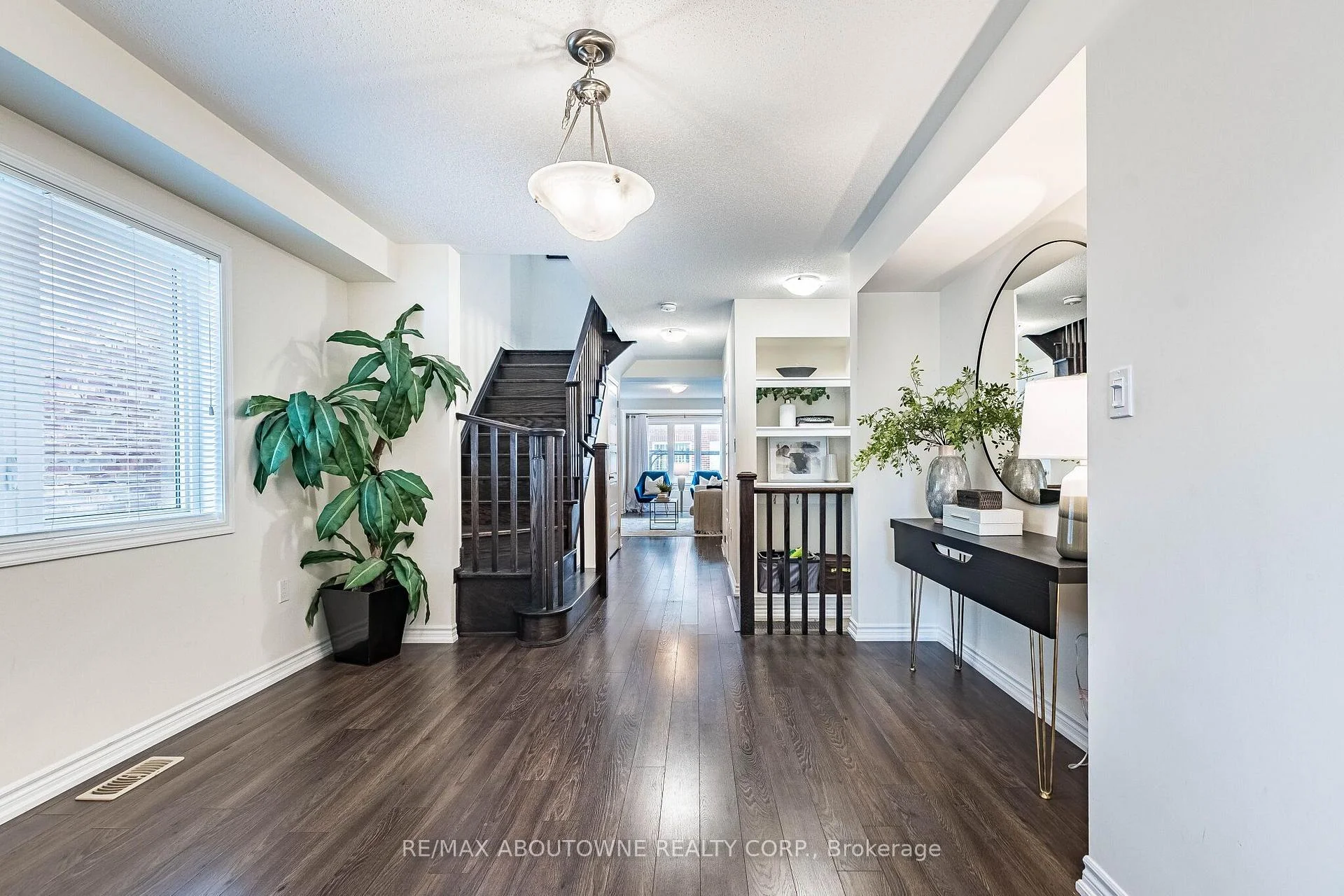 Photo 21 of 1239 Mulroney Heights, Milton, Ford — HOMEH