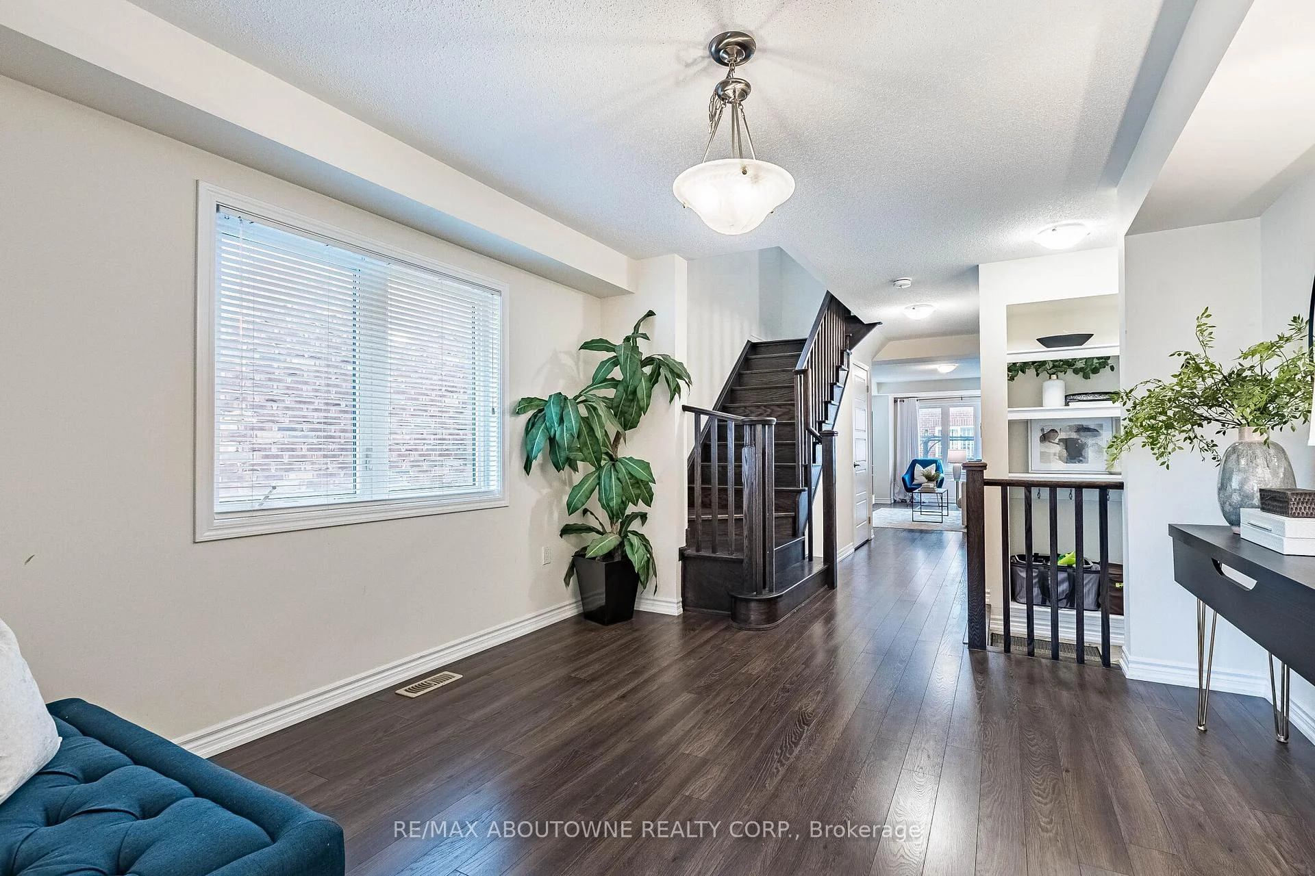 Photo 23 of 1239 Mulroney Heights, Milton, Ford — HOMEH