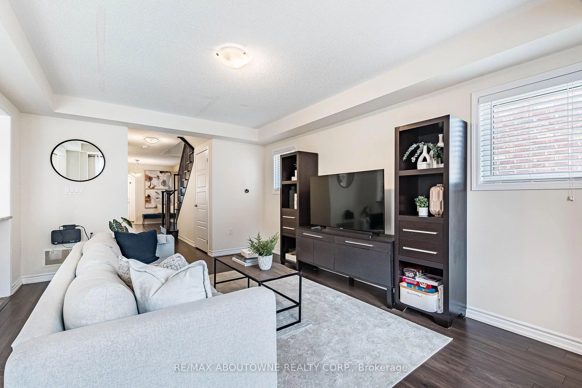Photo 48 of 1239 Mulroney Heights, Milton, Ford — HOMEH