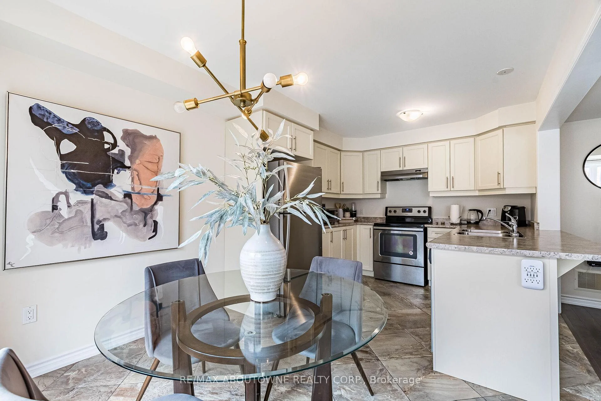 Photo 59 of 1239 Mulroney Heights, Milton, Ford — HOMEH