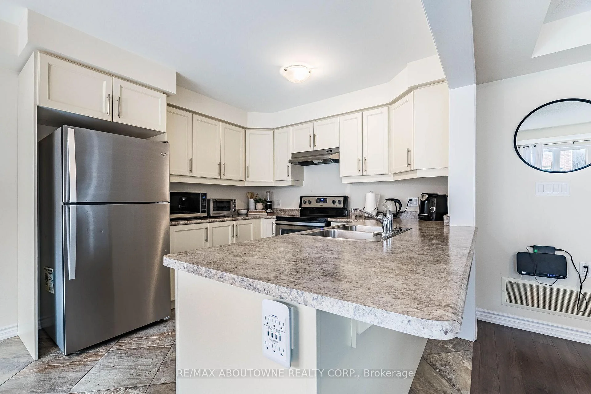 Photo 68 of 1239 Mulroney Heights, Milton, Ford — HOMEH