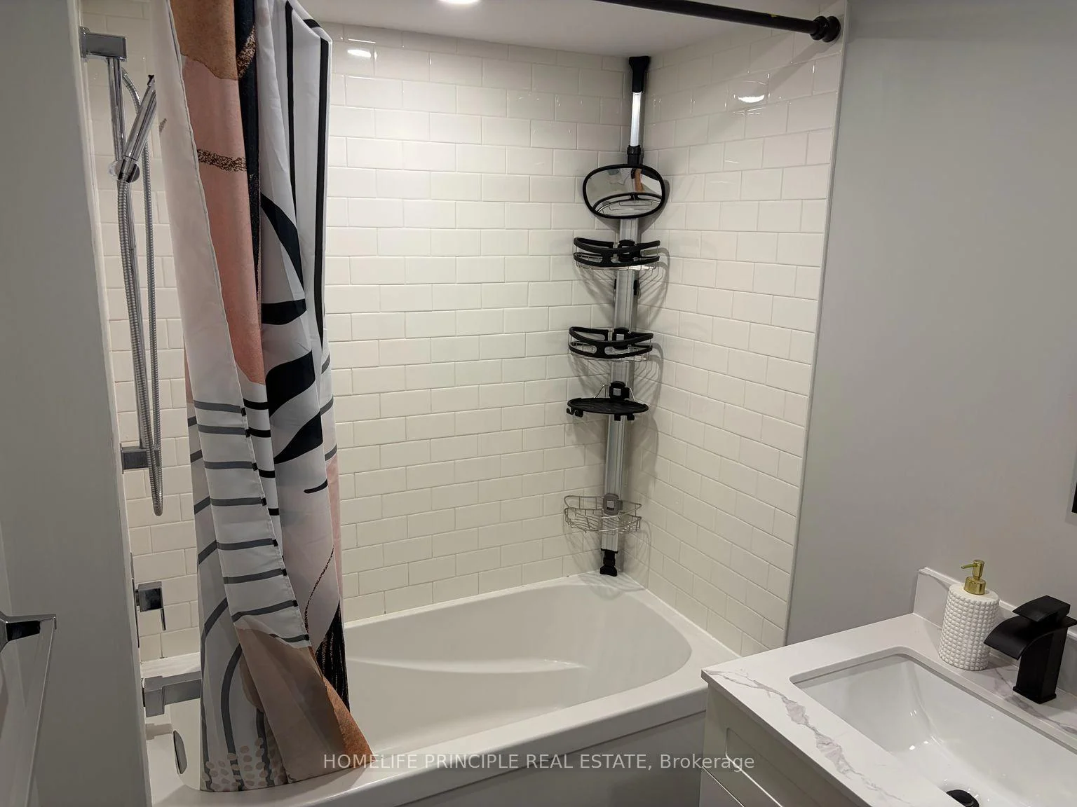 Photo 8 of Unit Main, 101 Tall Grass Trail, Vaughan, East Woodbridge — HOMEH