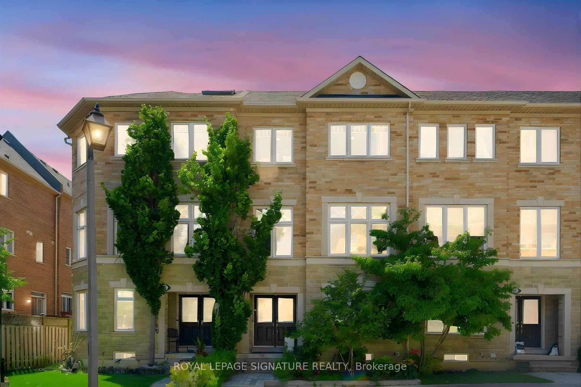 Photo 5 of 10 Clockwork Lane, Etobicoke, Stonegate-Queensway — HOMEH