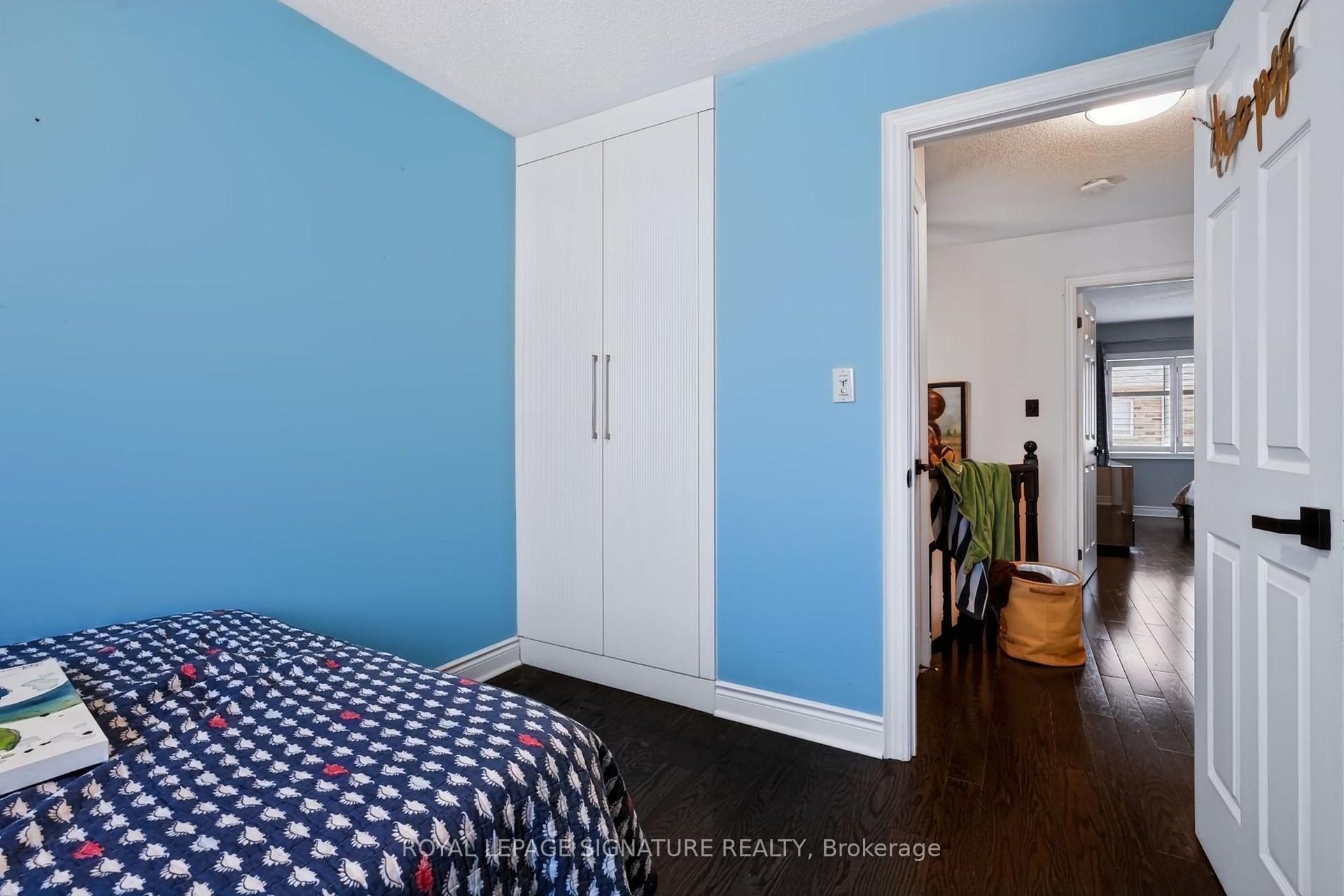 Photo 27 of 10 Clockwork Lane, Etobicoke, Stonegate-Queensway — HOMEH