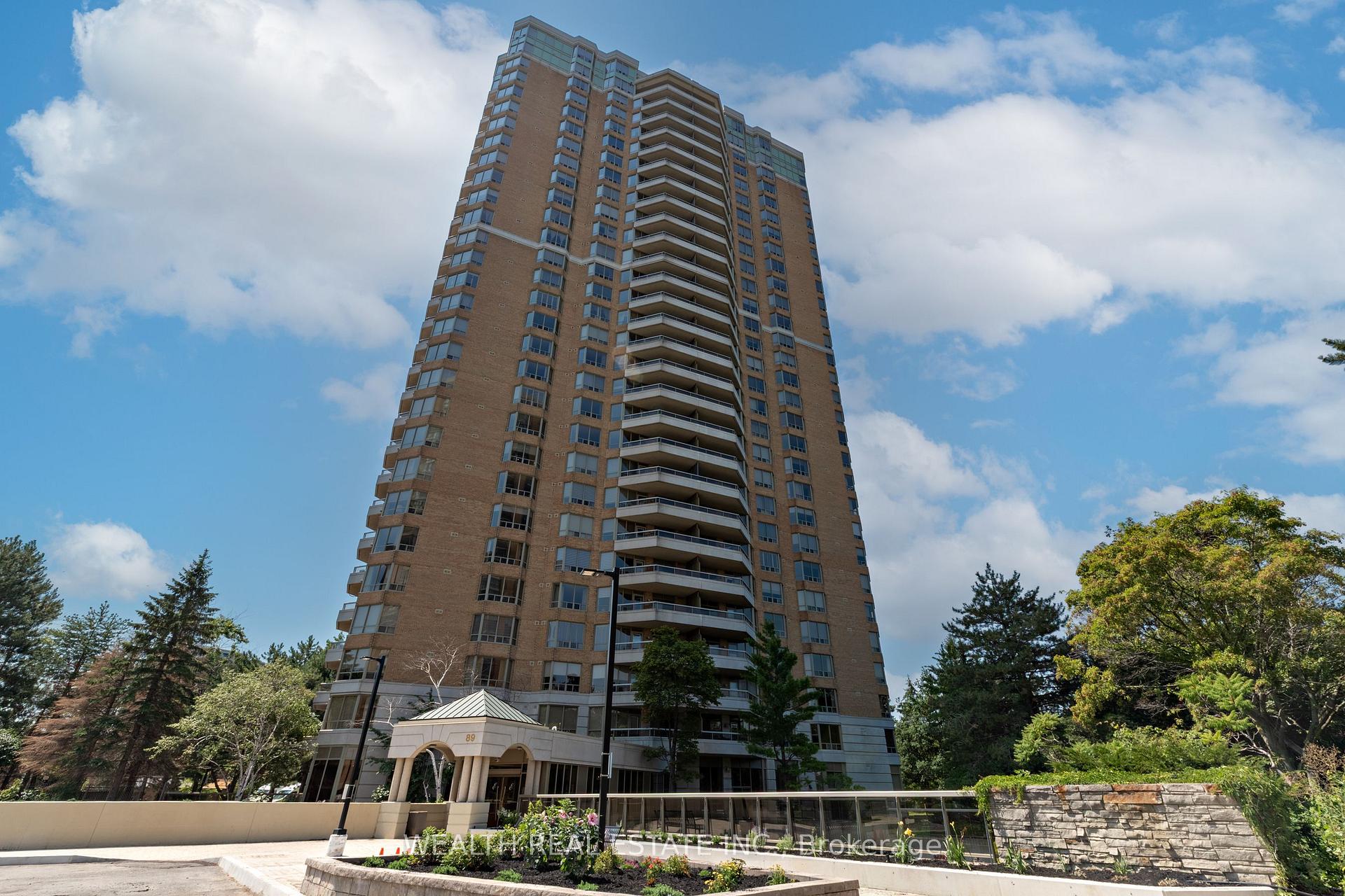 Photo 1 of Unit 813, 89 Skymark Drive, North York, Hillcrest Village — HOMEH