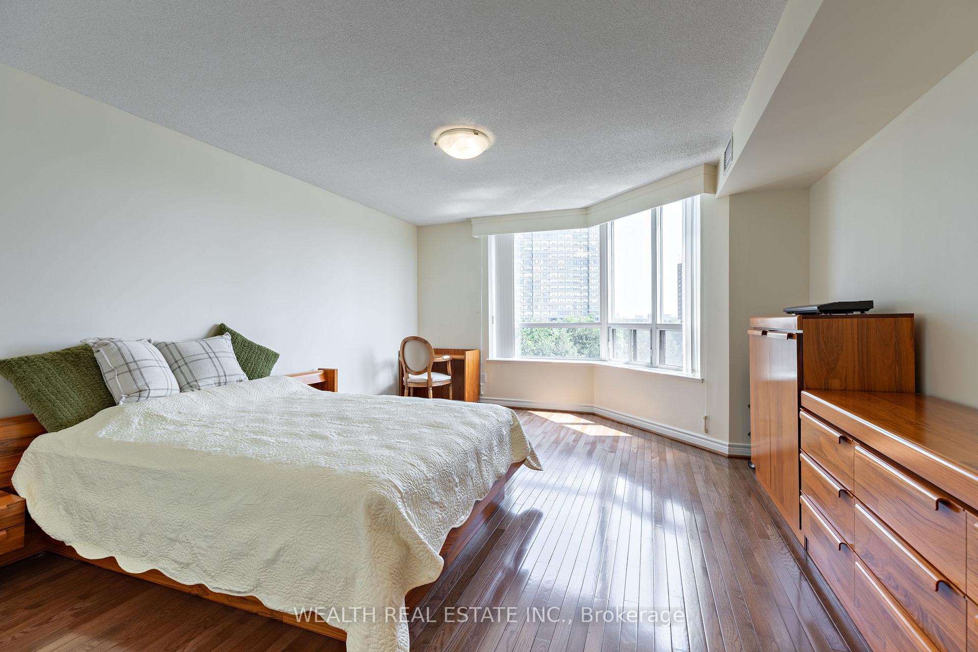 Photo 31 of Unit 813, 89 Skymark Drive, North York, Hillcrest Village — HOMEH