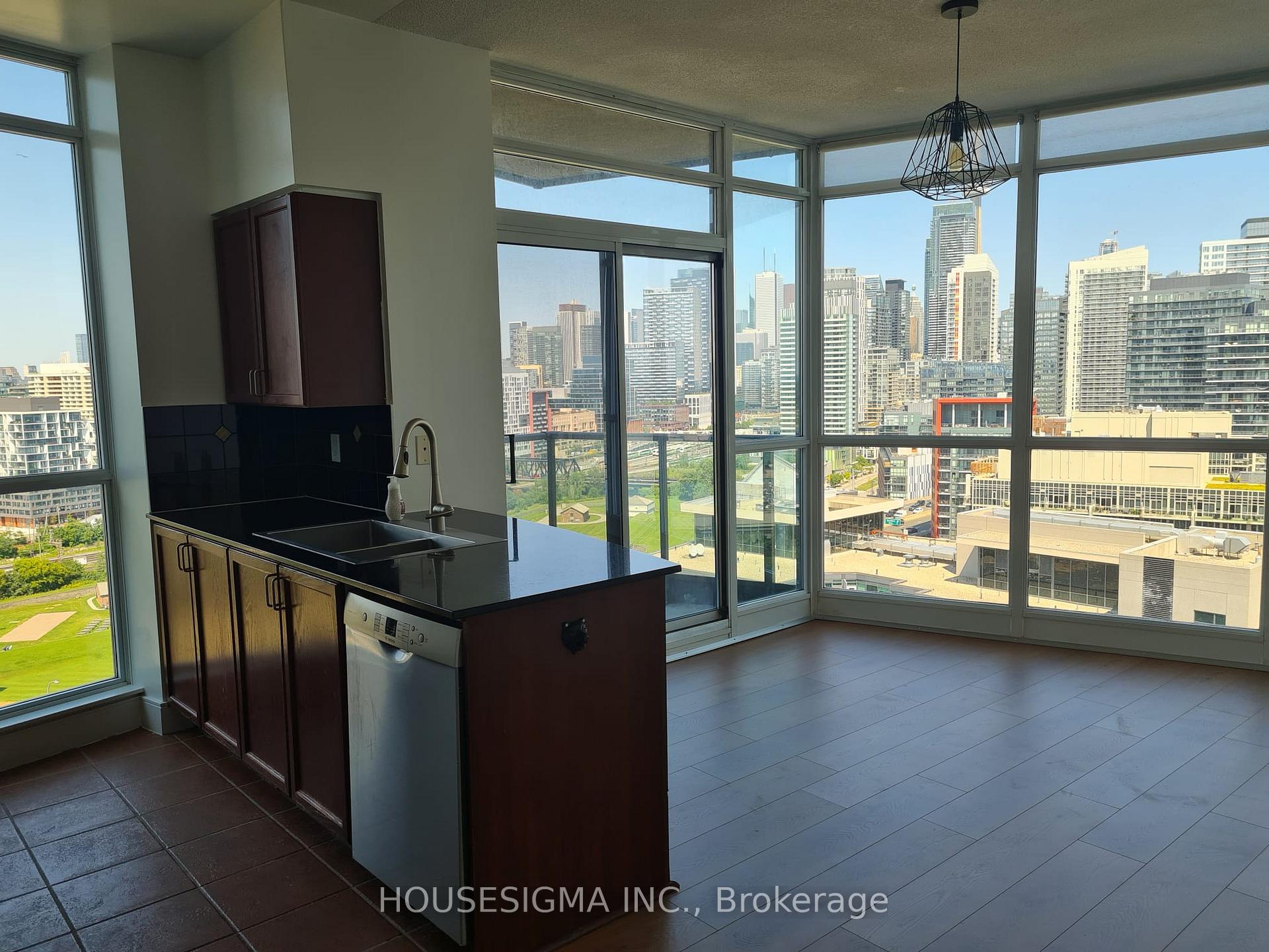 Photo 2 of Unit 2303, 219 Fort York Boulevard, Toronto, Niagara — HOMEH