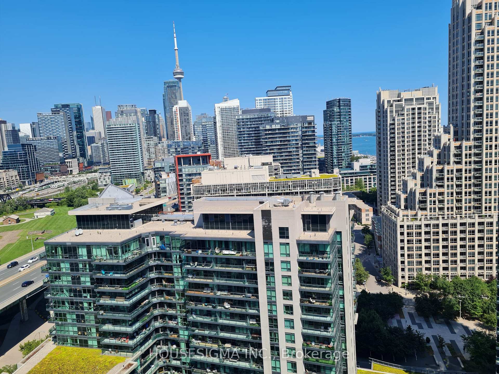 Photo 6 of Unit 2303, 219 Fort York Boulevard, Toronto, Niagara — HOMEH