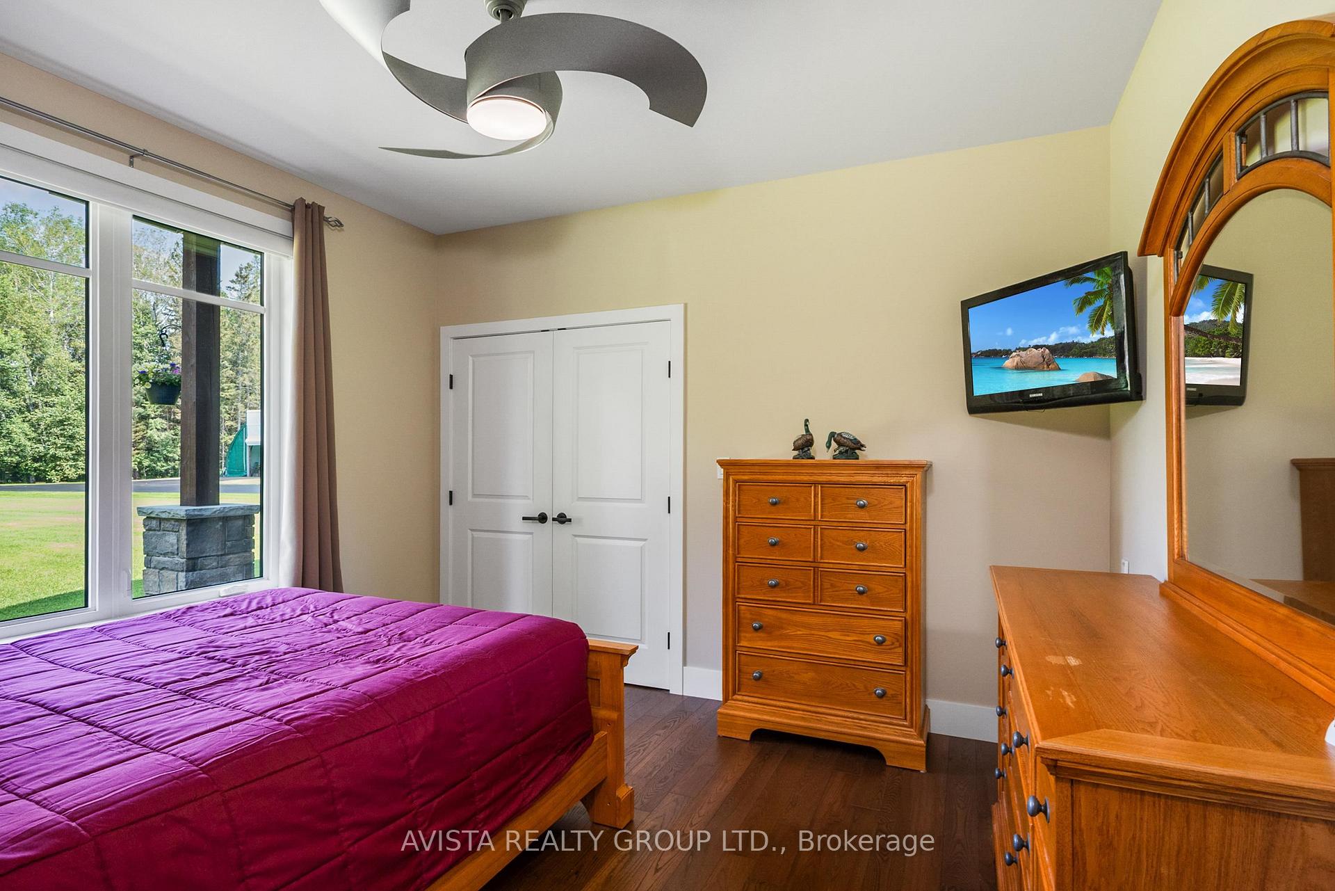 Photo 27 of 2422 Broadway Ave, Thunder Bay, Rosslyn Road — HOMEH