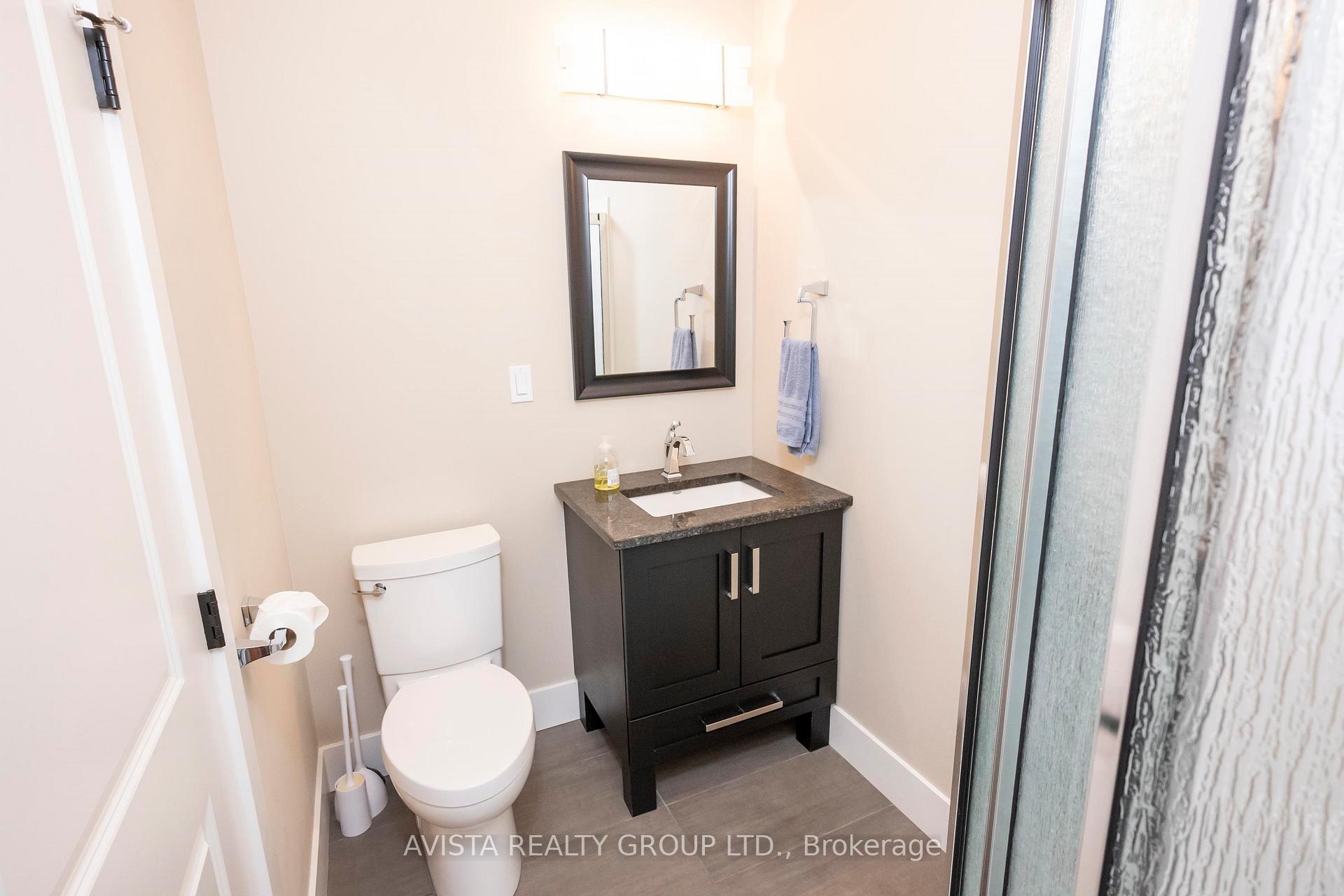 Photo 31 of 2422 Broadway Ave, Thunder Bay, Rosslyn Road — HOMEH