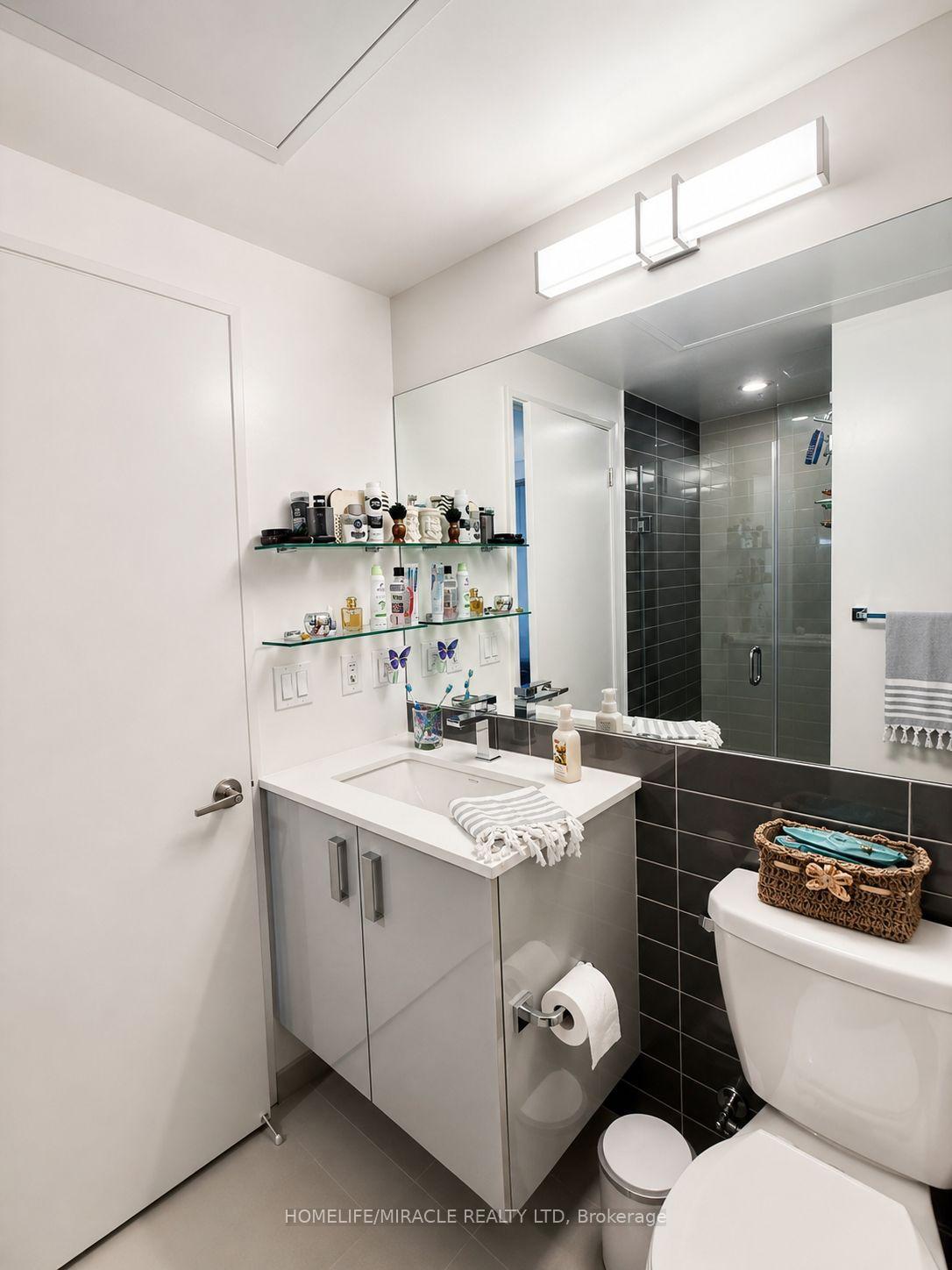 Photo 23 of Unit 543, 26 Gibbs Road, Etobicoke, Islington-City Centre West — HOMEH