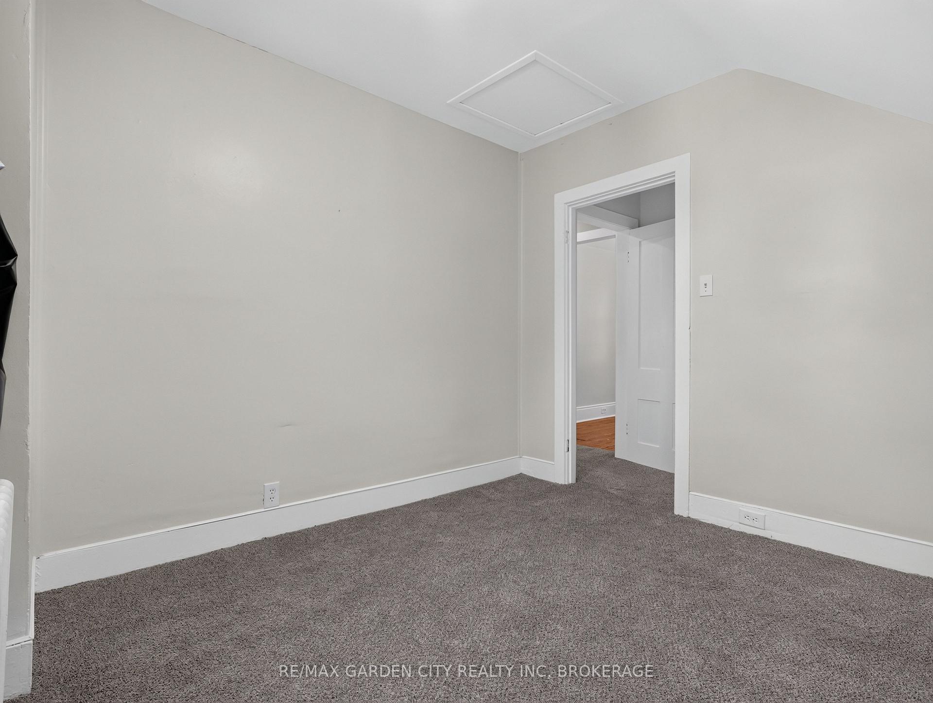 Photo 22 of 15 Catherine Street, St. Catharines, Downtown — HOMEH