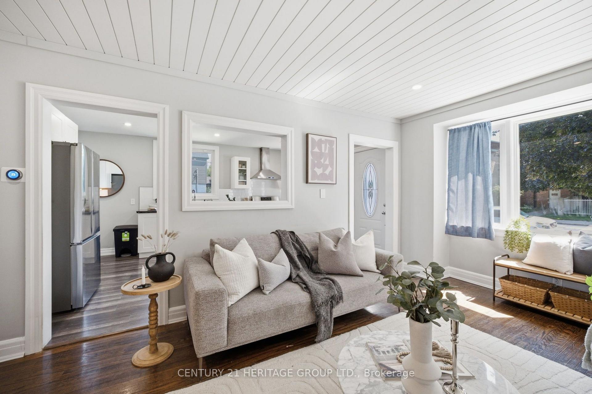 Photo 11 of 47 Brucedale Avenue E, Hamilton, Centremount — HOMEH