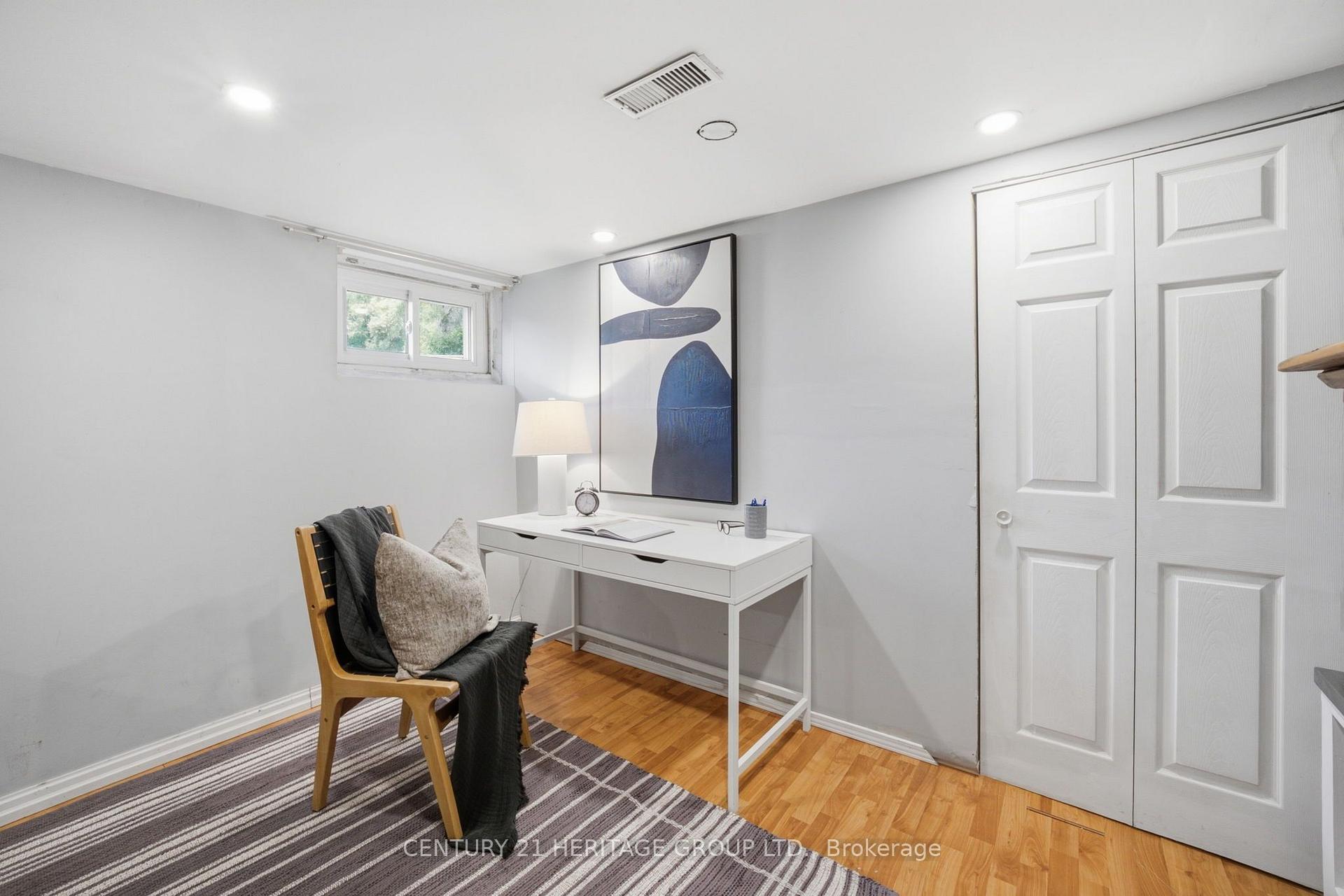 Photo 31 of 47 Brucedale Avenue E, Hamilton, Centremount — HOMEH